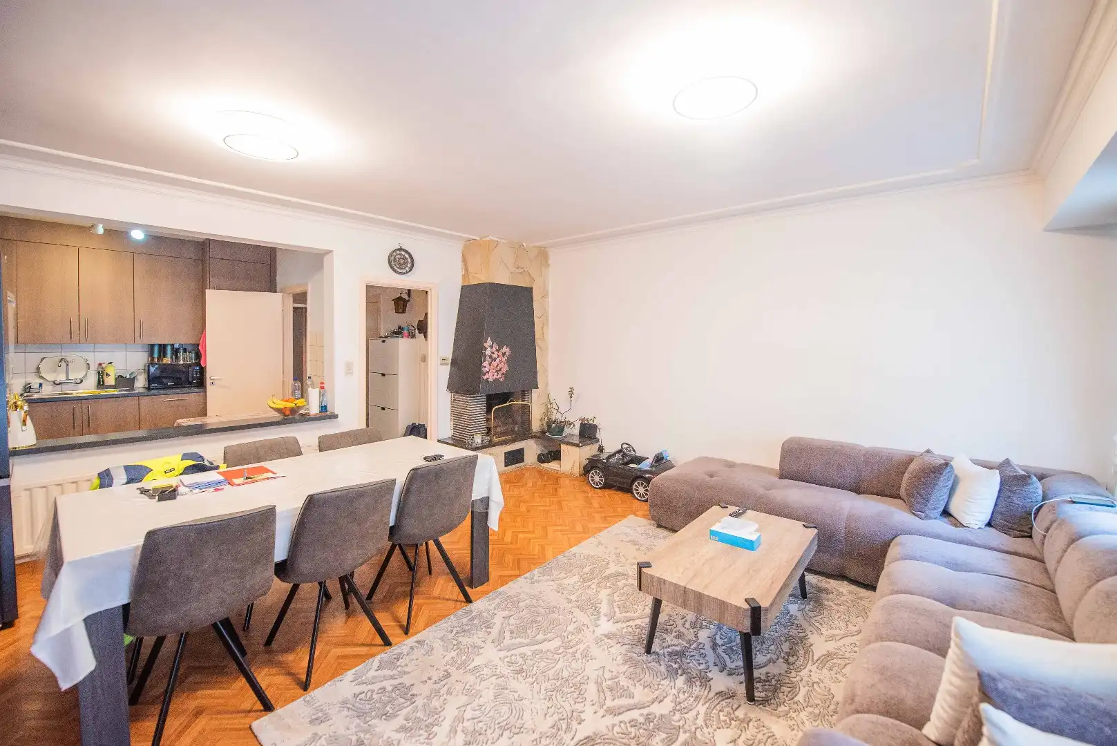 OOSTENDE - BELLE EPOQUEWIJK DICHTBIJ BIBLIOTHEEK, ZEEDIJK EN DE JAPANSE TUIN foto 5