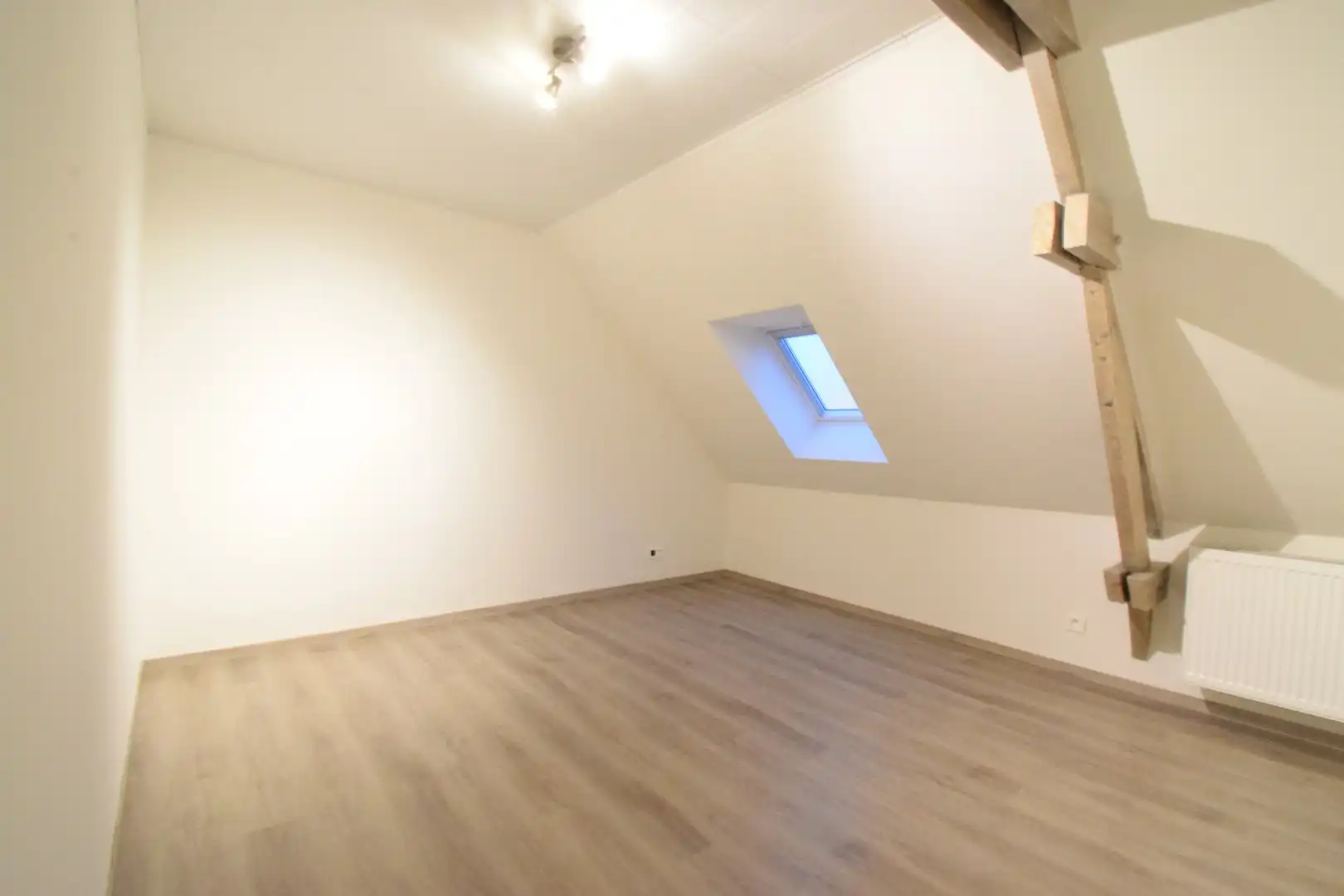 Duplex-appartement met 3 slaapkamers, terras en privé-staanplaats in Klerken foto 9