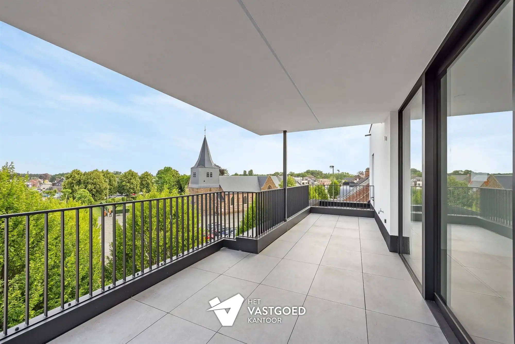 ROYAAL APPARTEMENT MET GROOT TERRAS OP DE DERDE VERDIEPING foto 2
