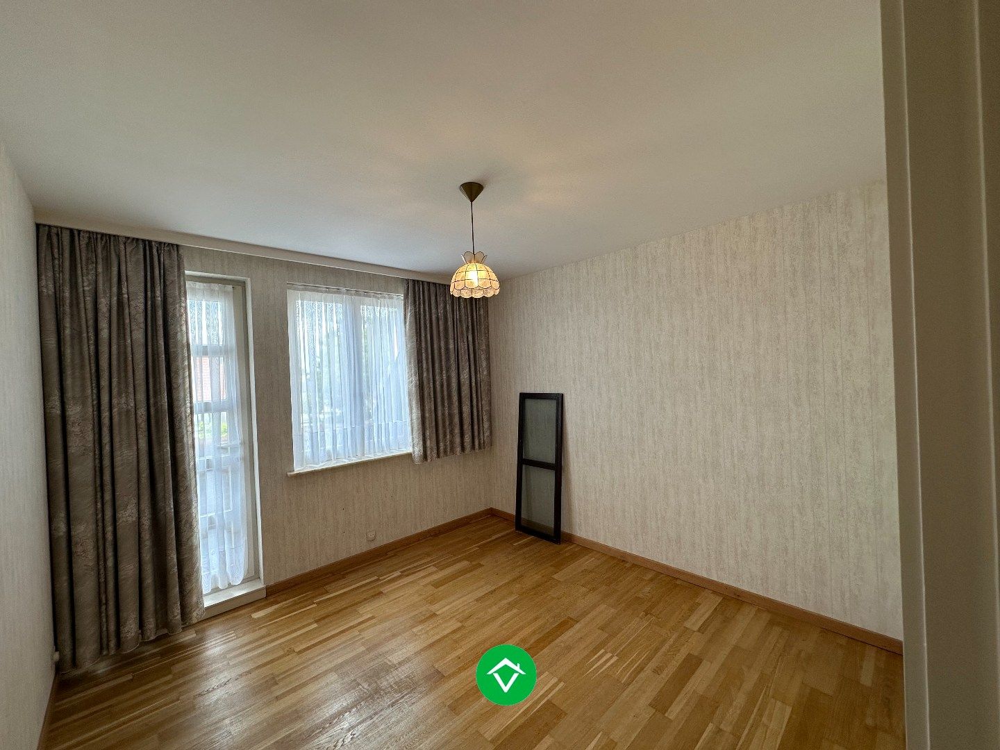 Gezellig 1-slaapkamer appartement met 2 terrassen in hartje Koekelare foto 18