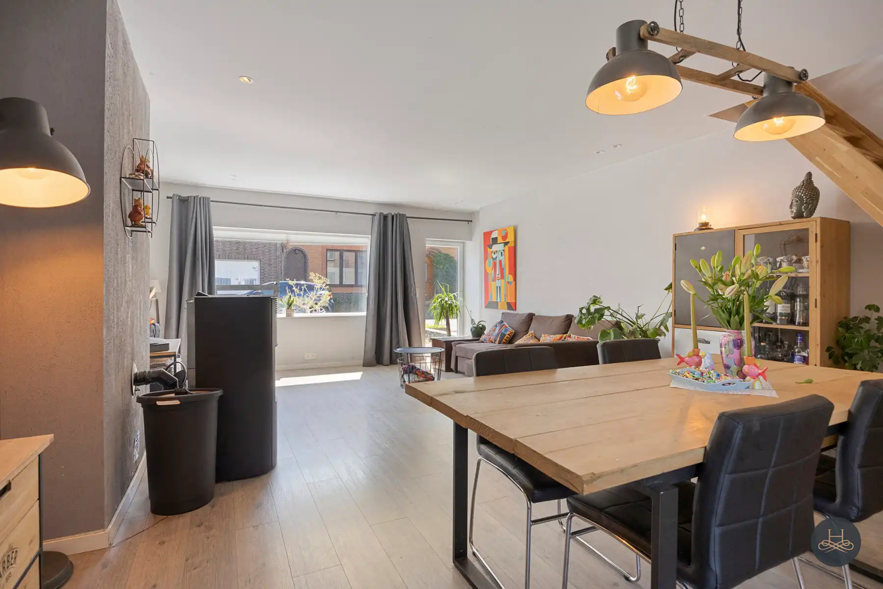Veelzijdige halfopen bebouwing met woonstudio in de tuin foto 5