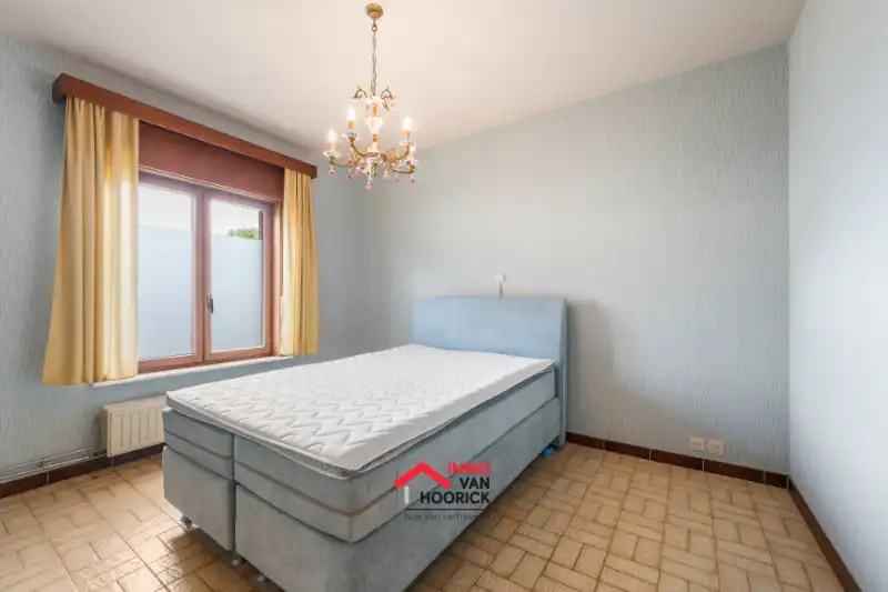Ruime bungalow 3 slaapkamers op 676m²! foto 11