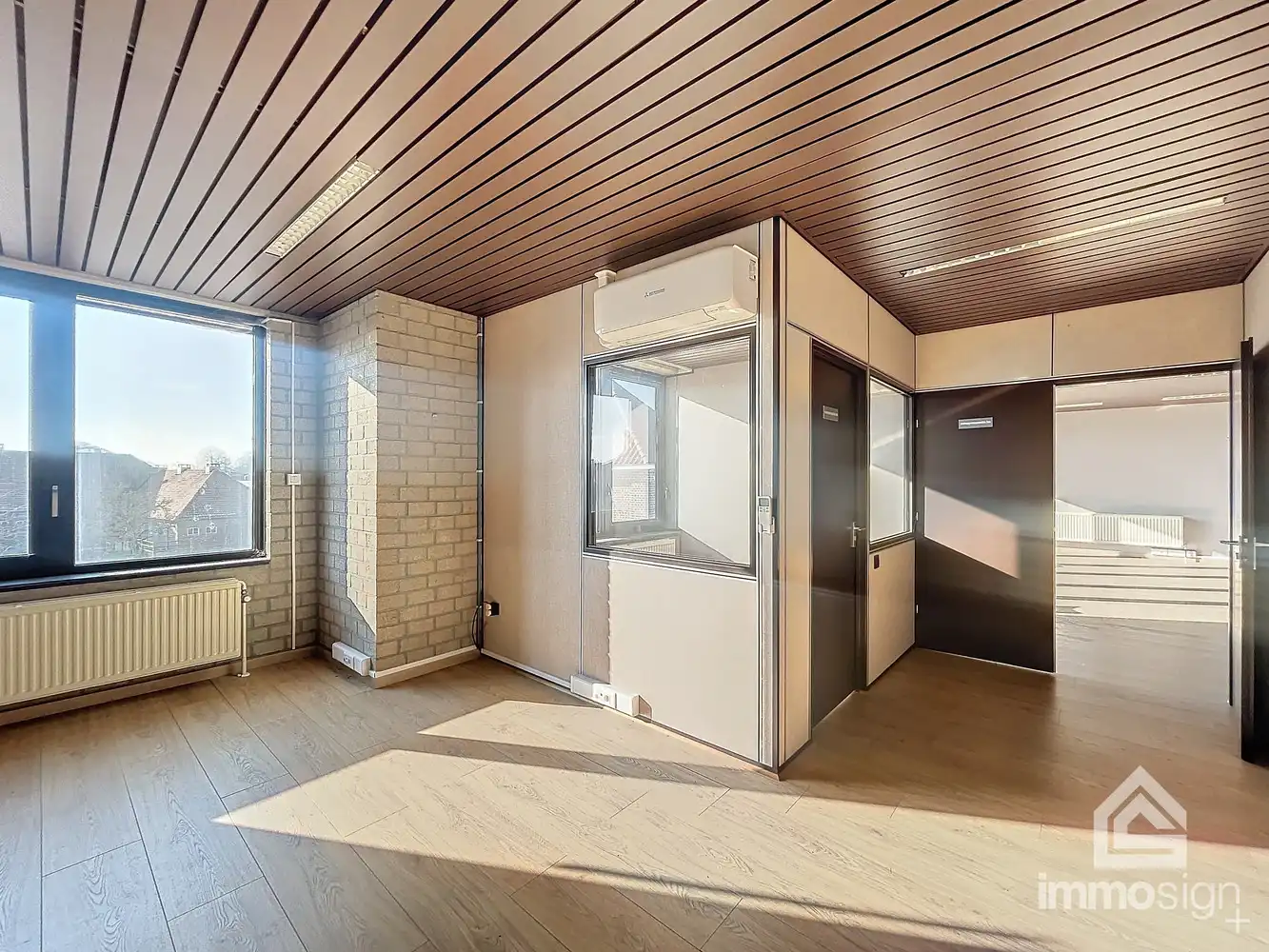 Ruime kantoorruimtes op toplocatie te Bocholt centrum! foto 11