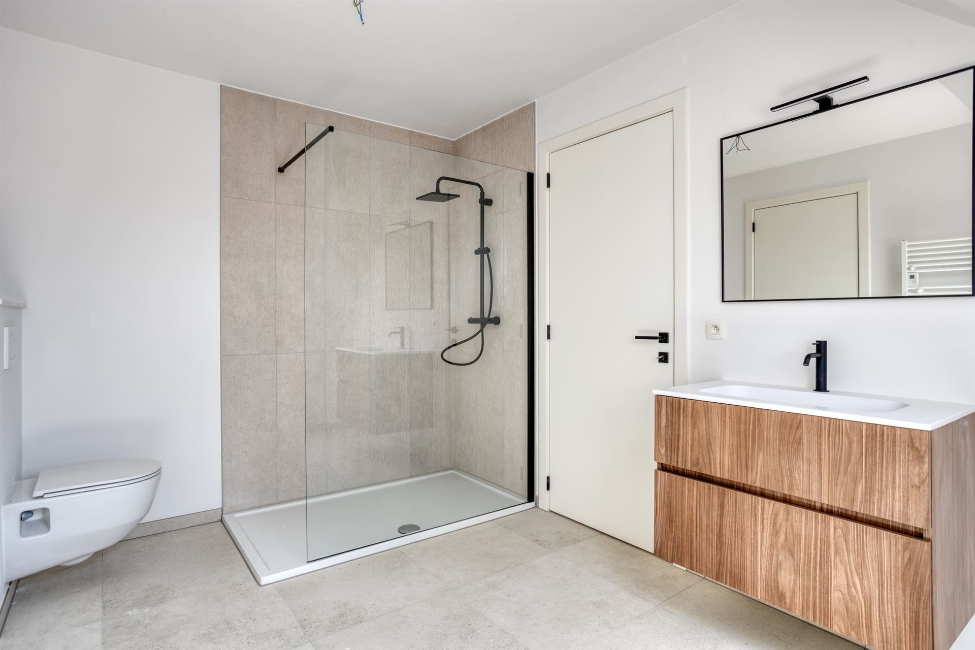 Prachtige nieuwbouw in rustige straat foto 26