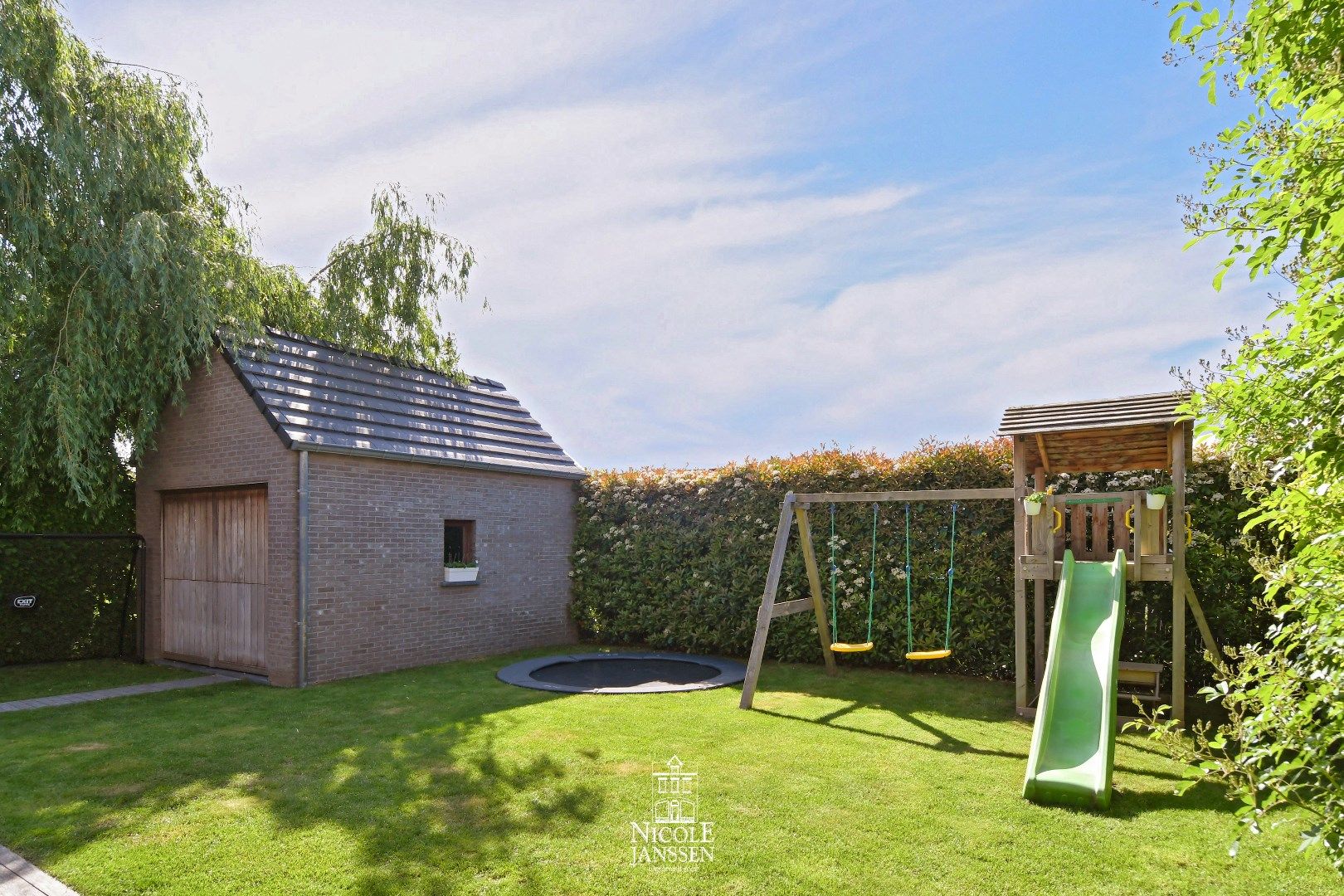 Halfvrijstaande gezinswoning met vrijstaande garage foto 30