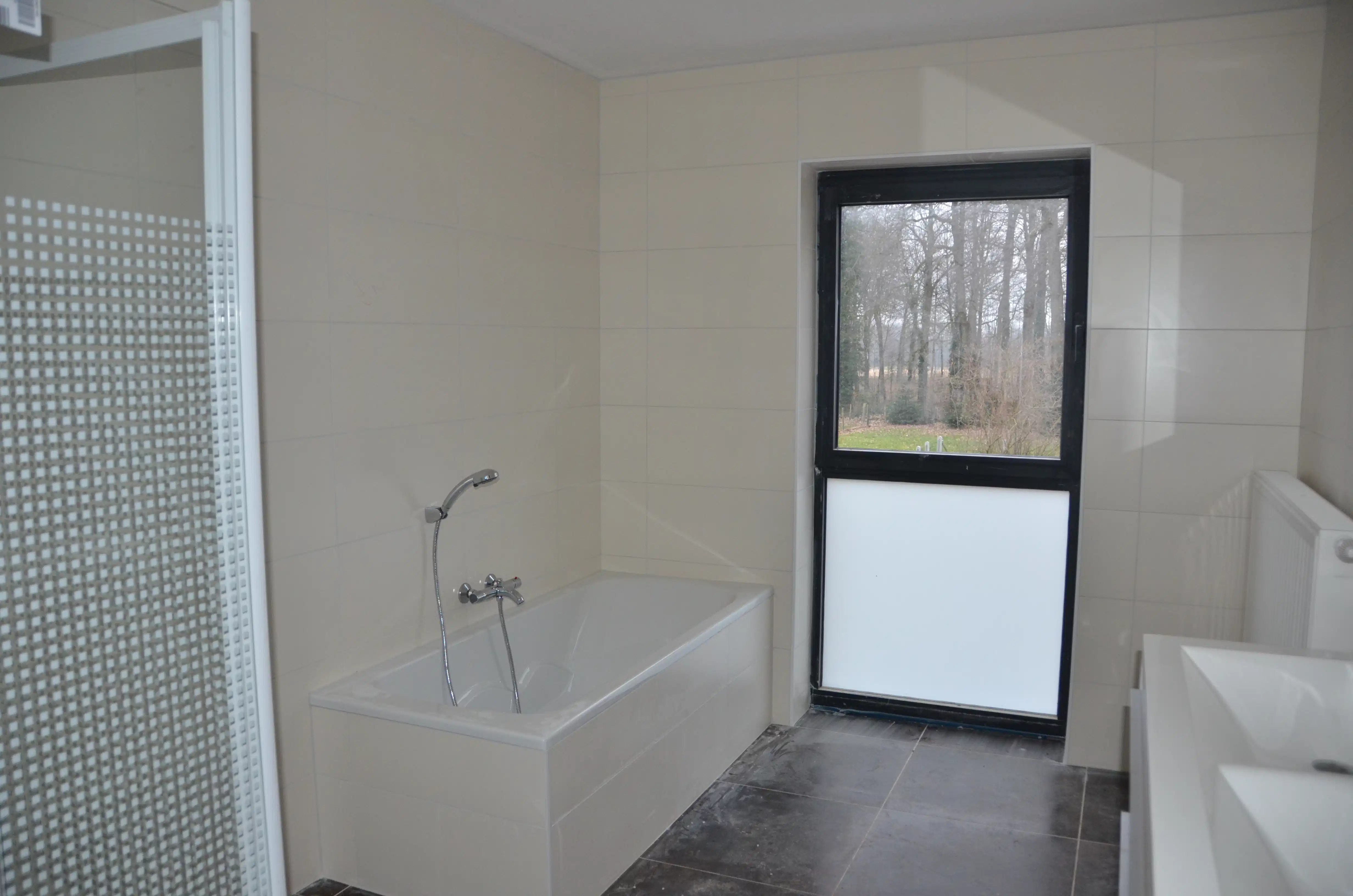 Recente woning met 3 slaapkamers te Duras met tuin en terras. foto 7