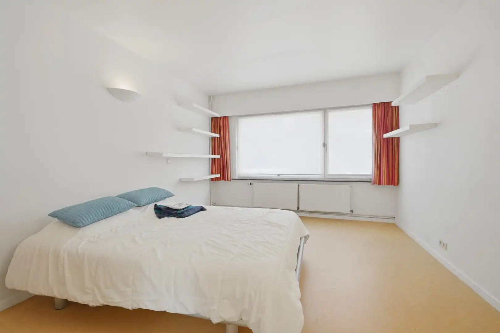 Multifunctionele woning met handelsruimte in hartje Veurne. foto 20