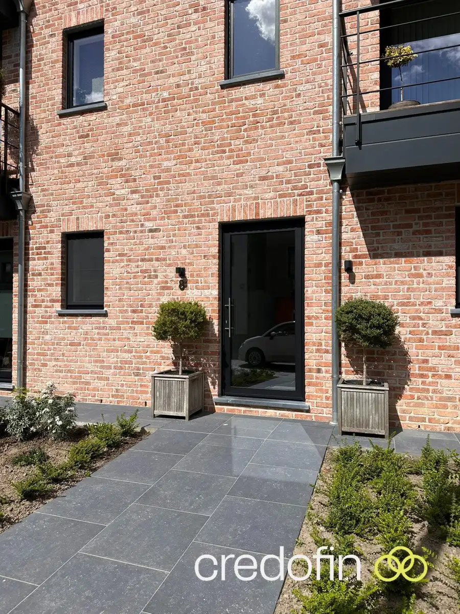 Duplex met 3 slk, 2 badk, garage en autostaanplaats foto 2