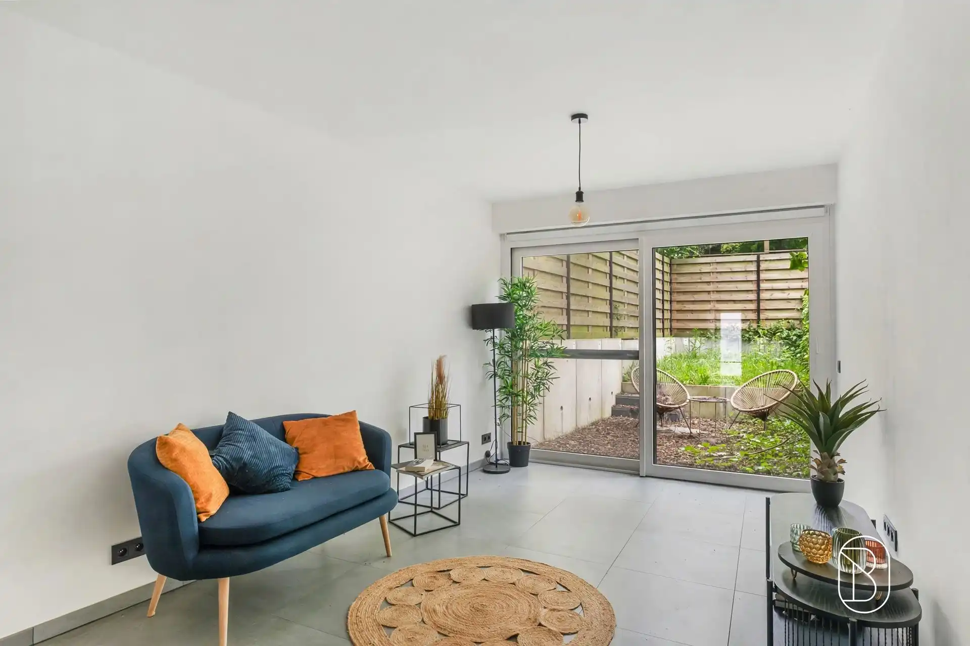Mooie nieuwbouwwoning met 3 slk en 2 badkamers, + tuin foto 5