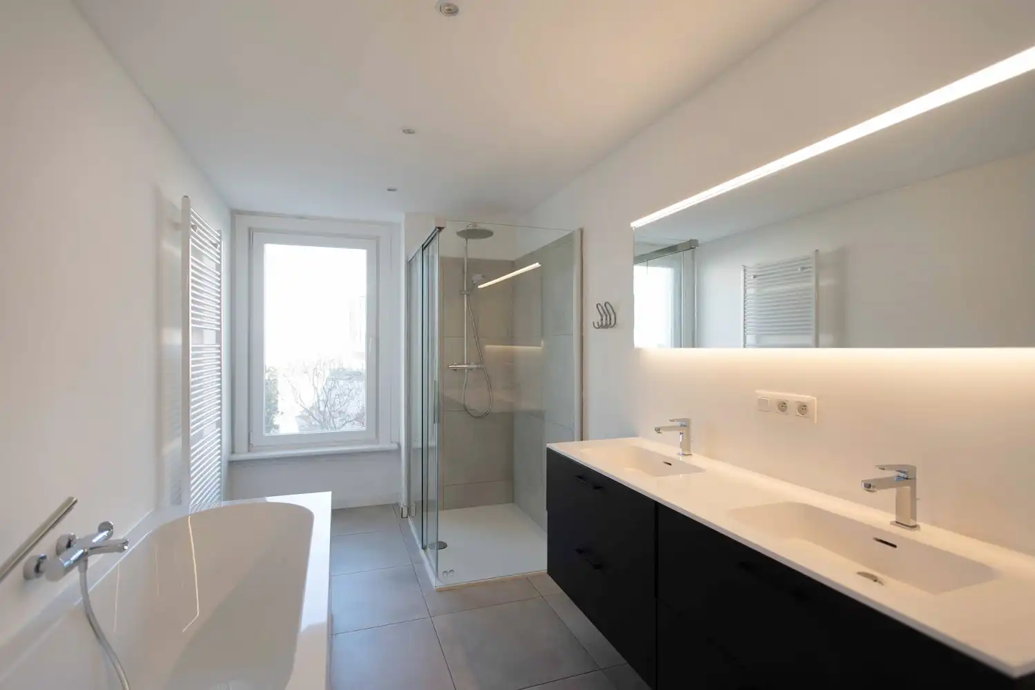 Gerenoveerd herenhuis met 4 slaapkamers en heerlijke tuin in Zurenborg foto 17