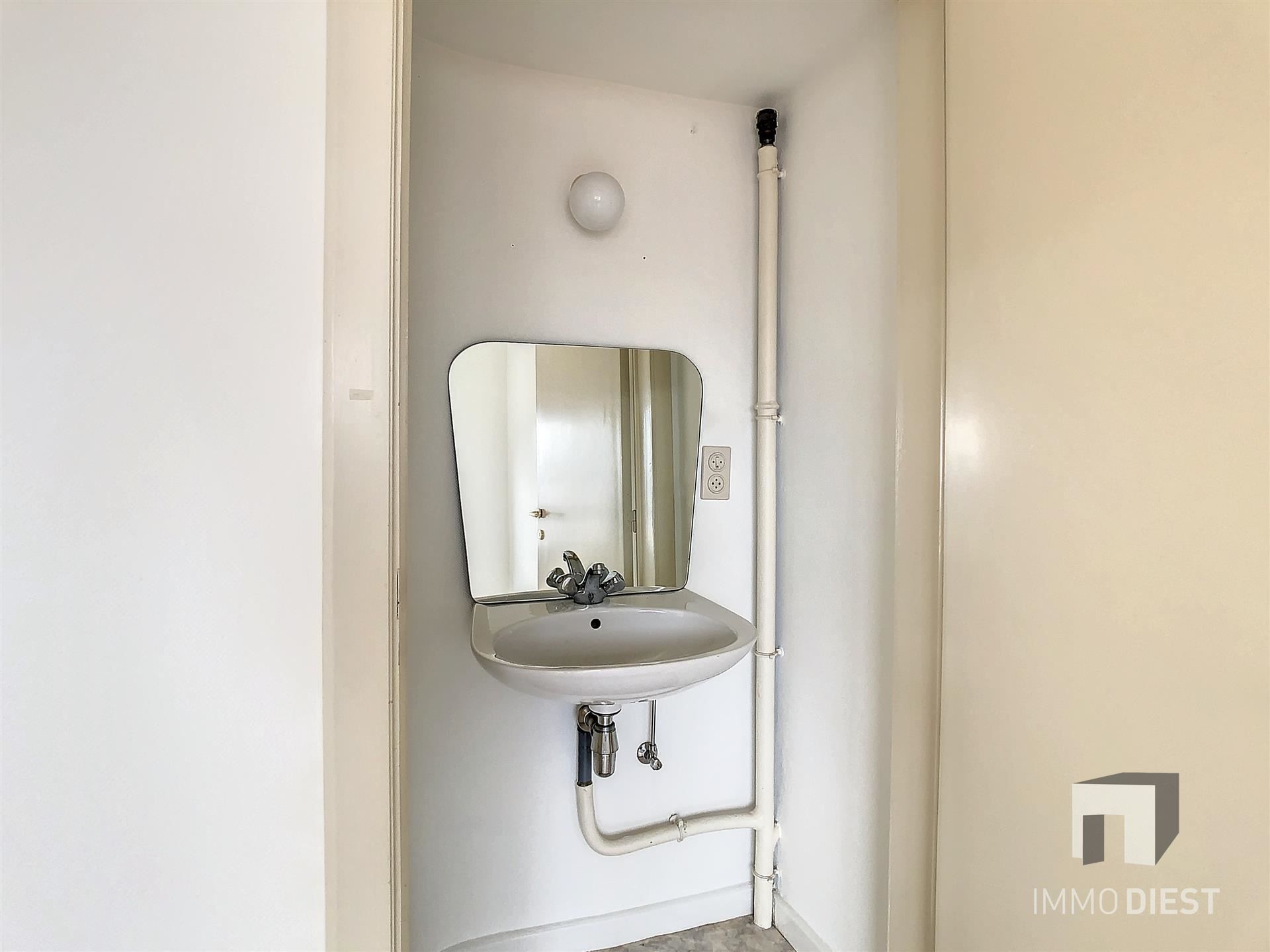 Zeer ruim appartement in het centrum van Diest foto 13