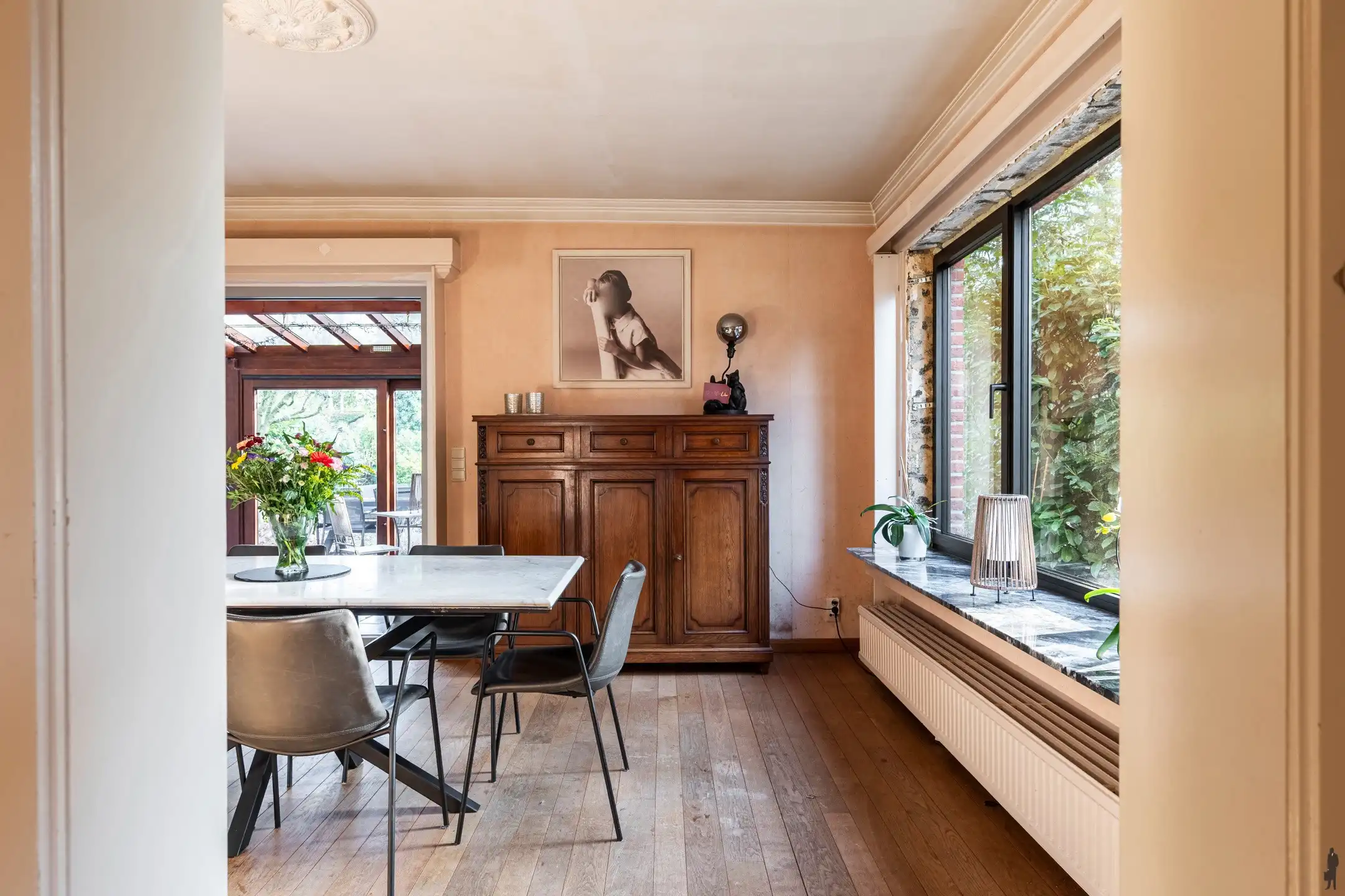 Karaktervolle 70’s villa op 910 m² met 4 slpk in Schilde! foto 8