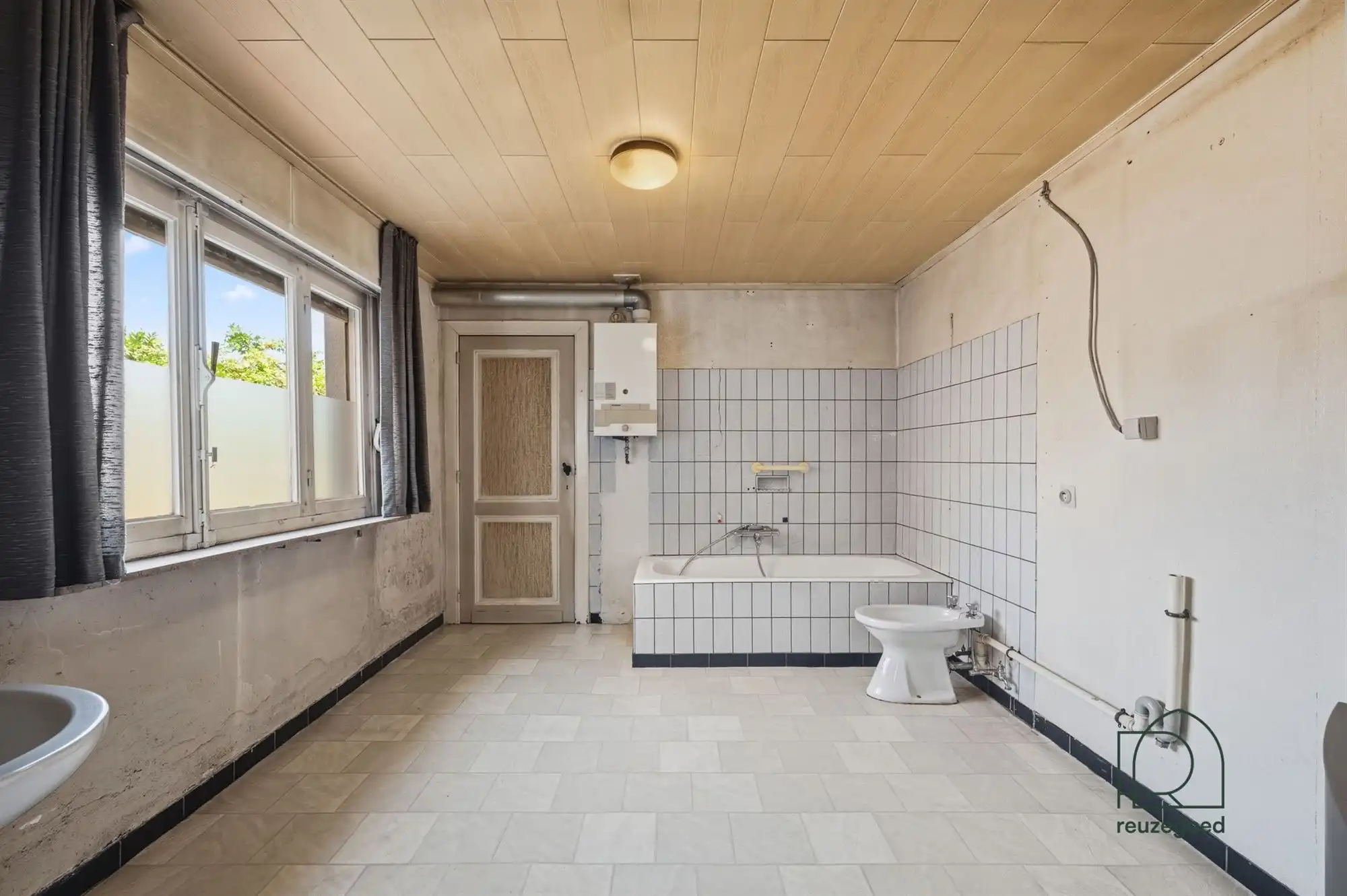 Karaktervolle renovatiewoning met diepe tuin in het hart van Berlaar foto 11