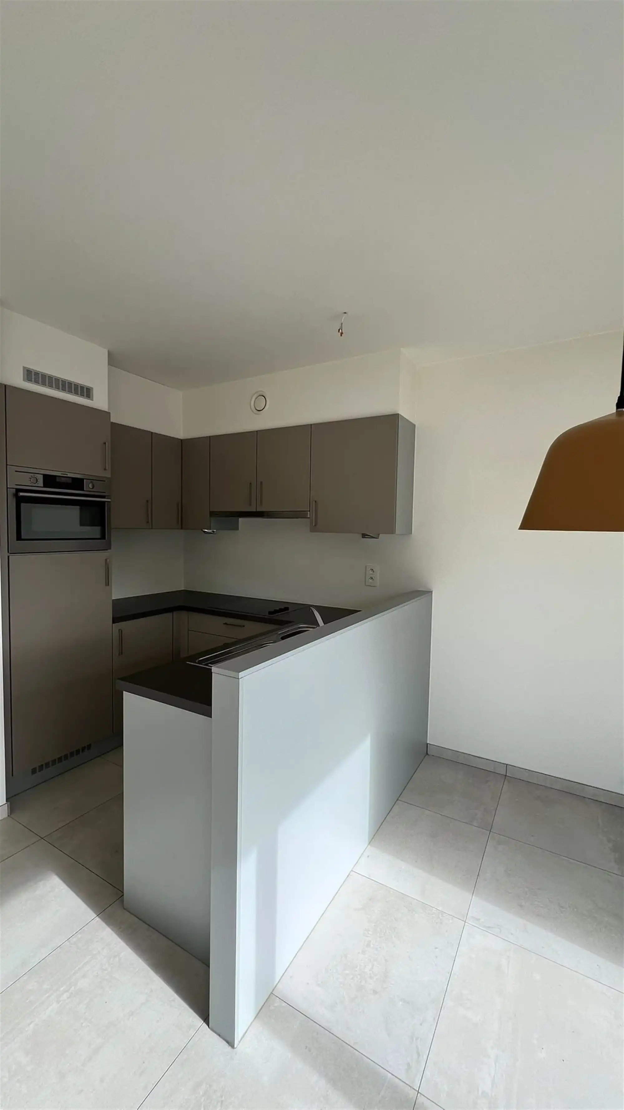 Modern en lichtrijk 2 slpk appartement  foto 8