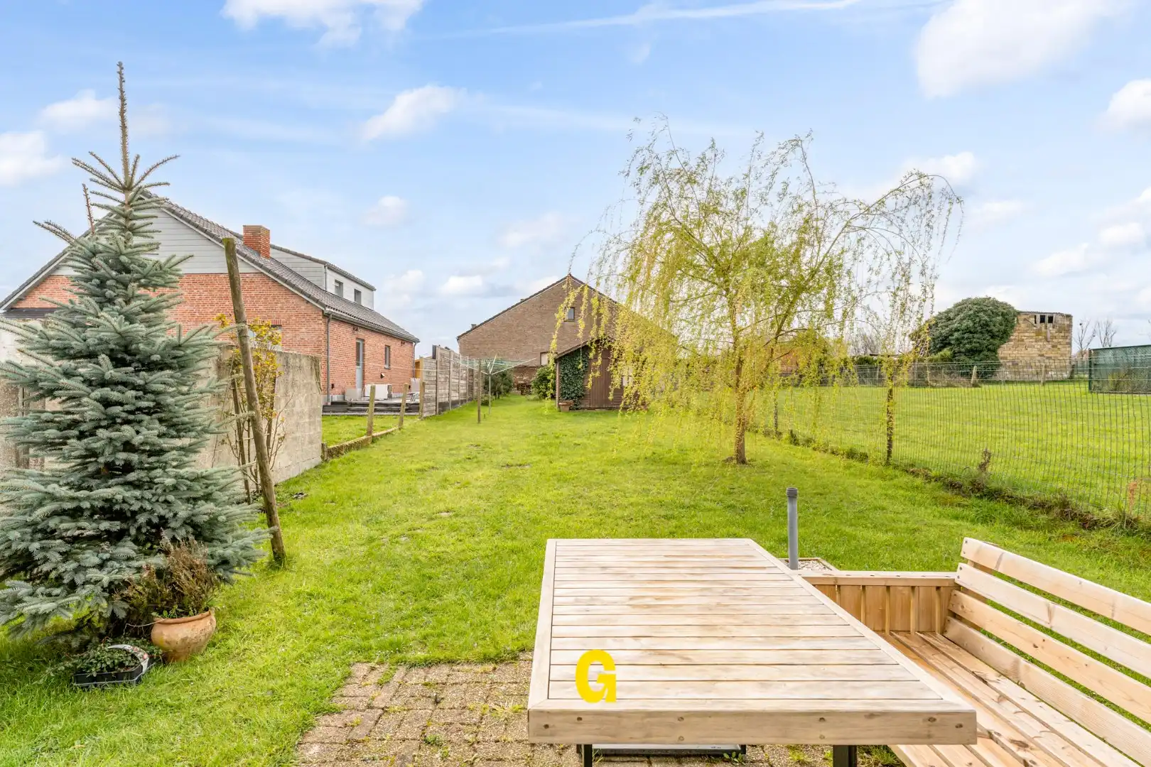 Ruime woning van 293 m² met inpandige garage en tuin foto 23
