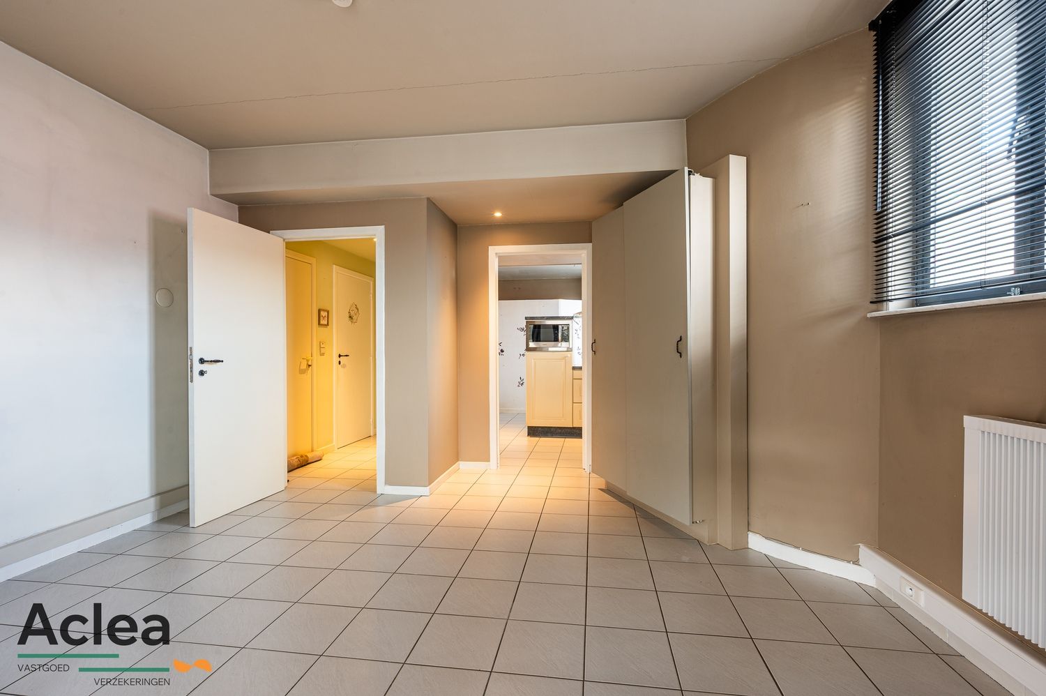 Centraal gelegen gelijkvloers hoekappartement foto 11