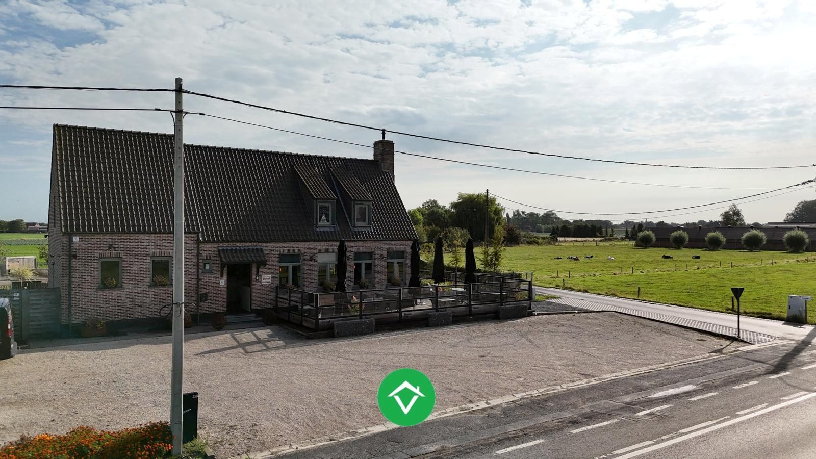 Combinatie wonen & werken: horecazaak met woonst in Eernegem foto 49