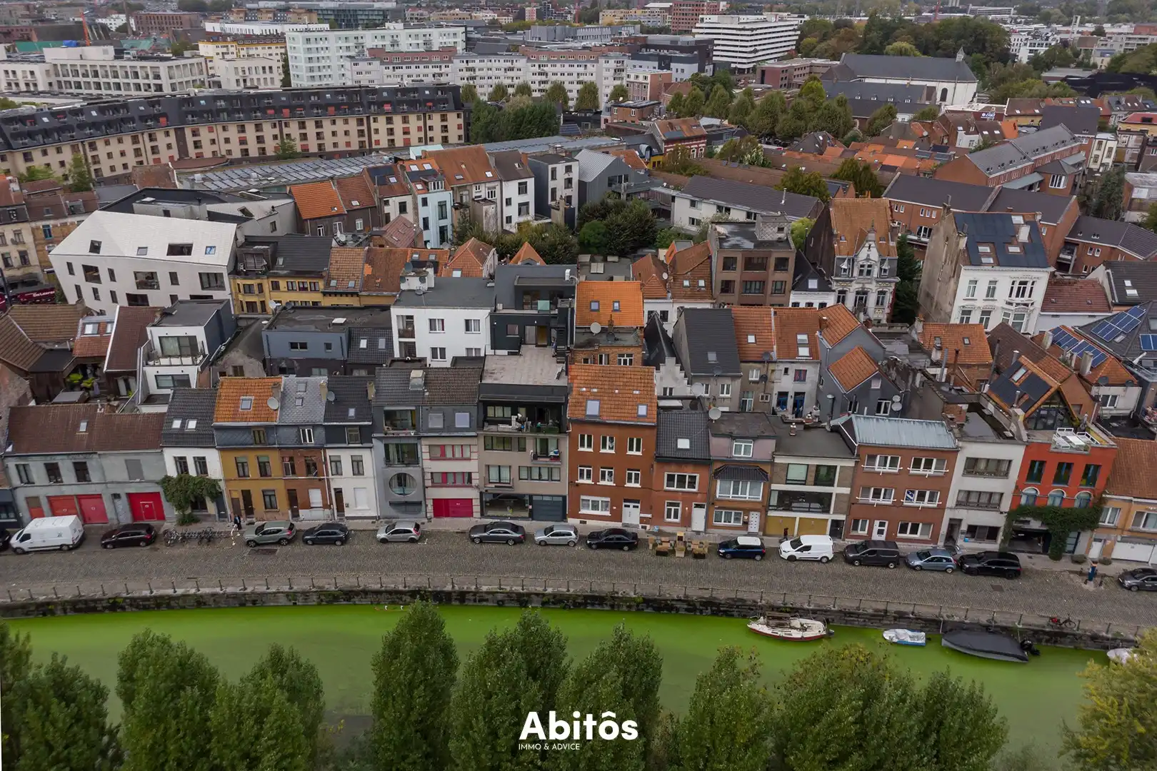 Luxueus gemeubeld penthouse met zicht op de Leie en de Gentse torens foto 19