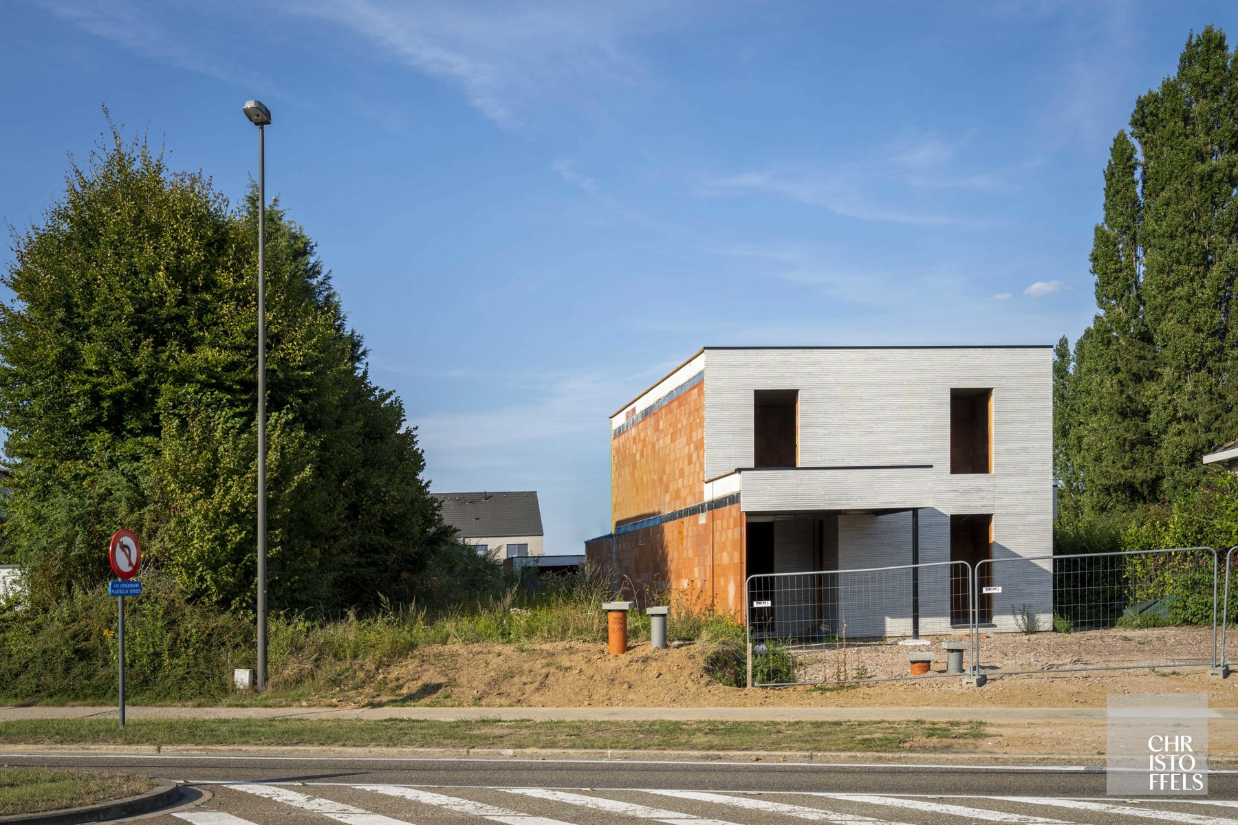 Bouwgrond van 631m² geschikt voor halfopen bebouwing gelegen in Lanaken! foto 5