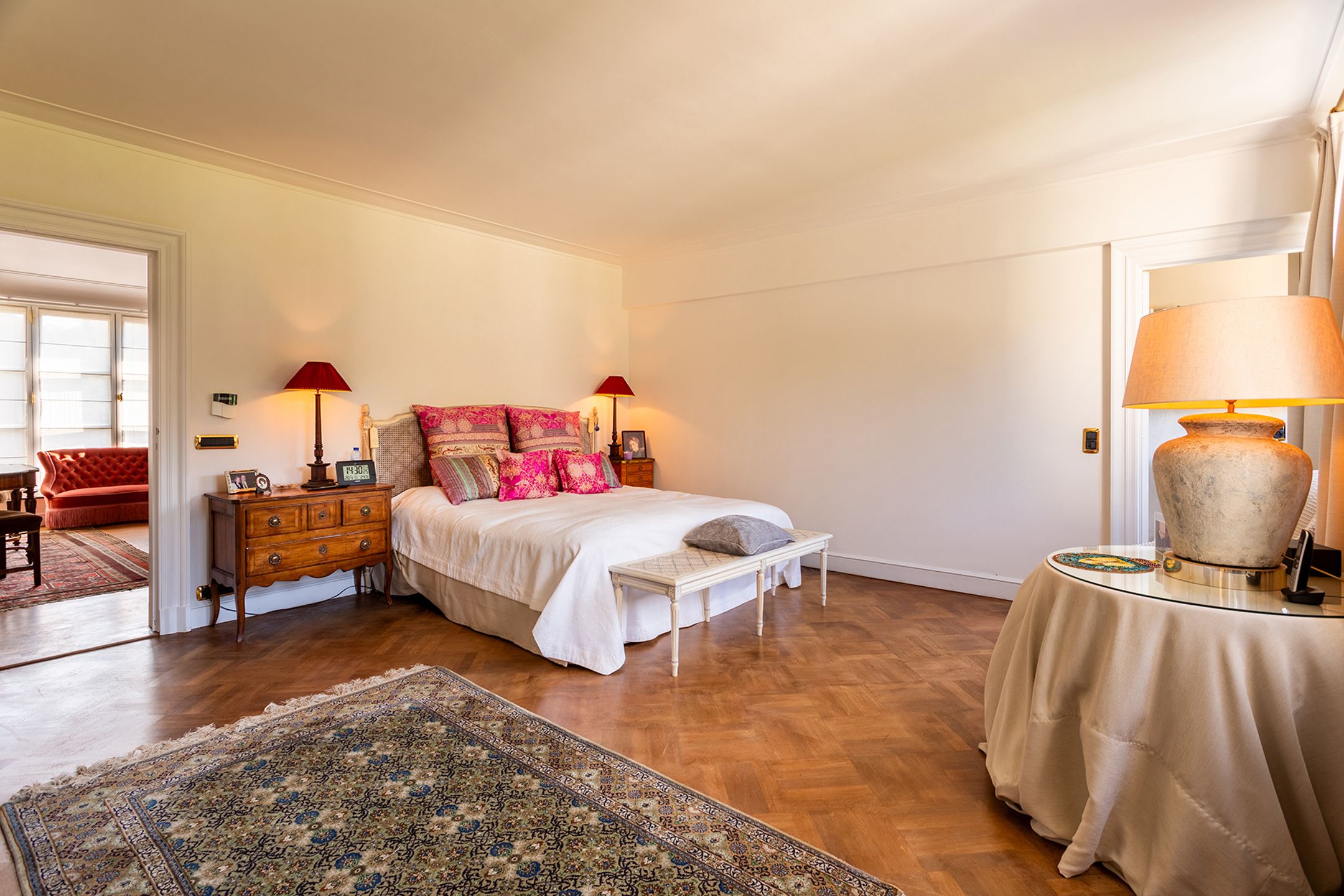 Exclusieve villa op 1.1ha met binnenzwembad, spa en lift  foto 33
