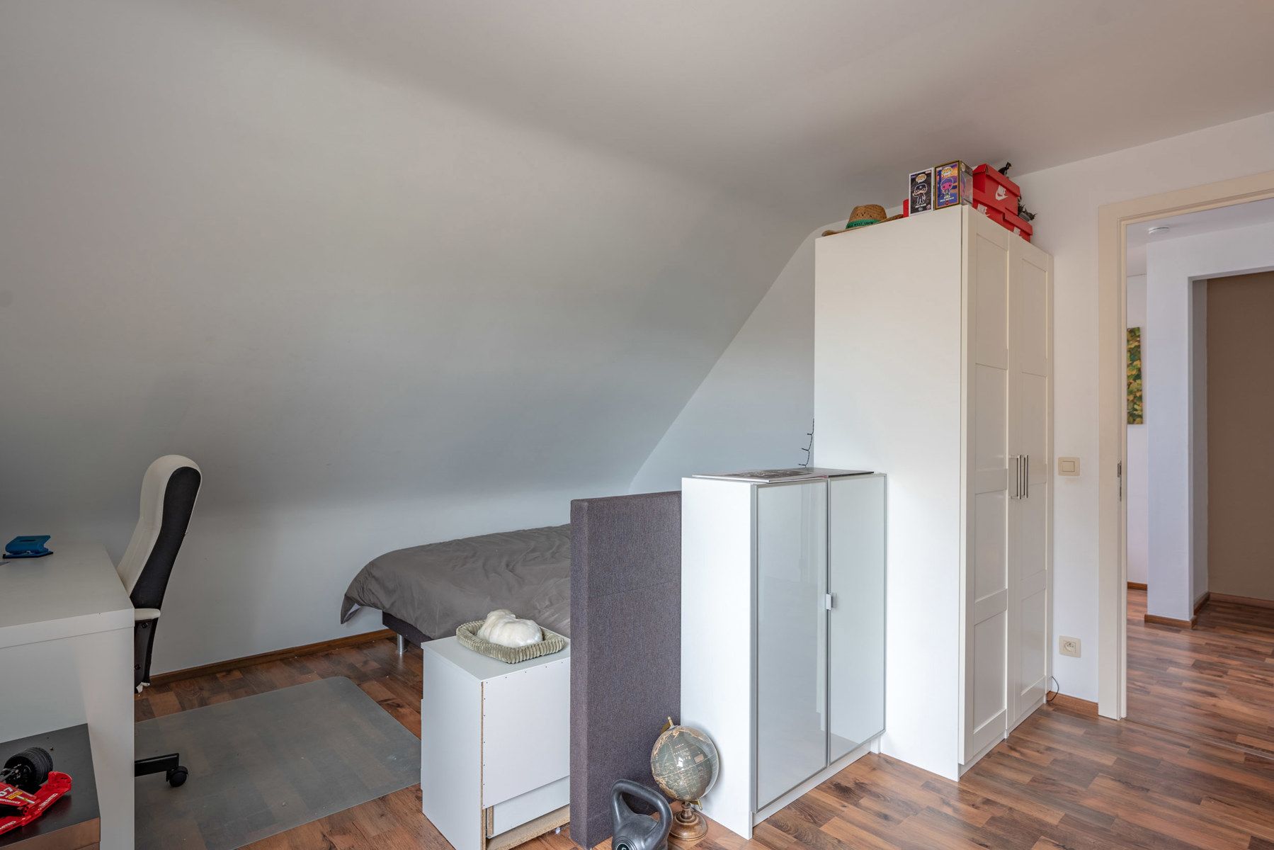 Instapklare woning met 5 slaapkamers te Berendrecht foto 19