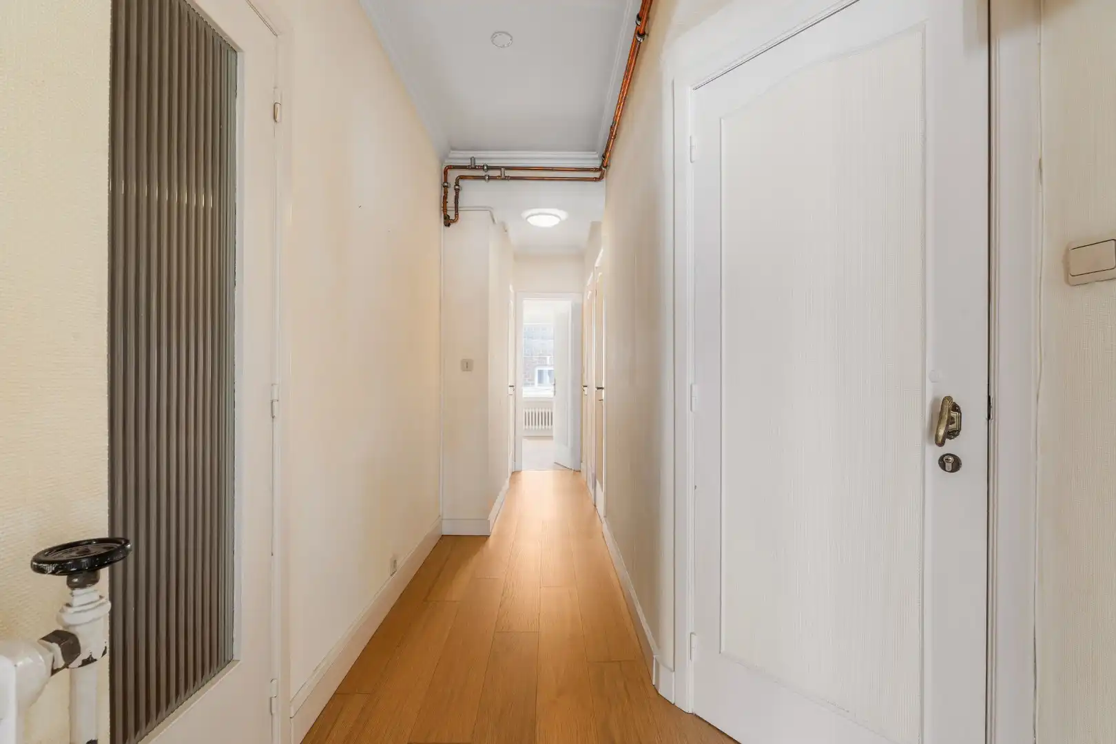 APPARTEMENT MET 1 SLAAPKAMER OP TOPLIGGING foto 11