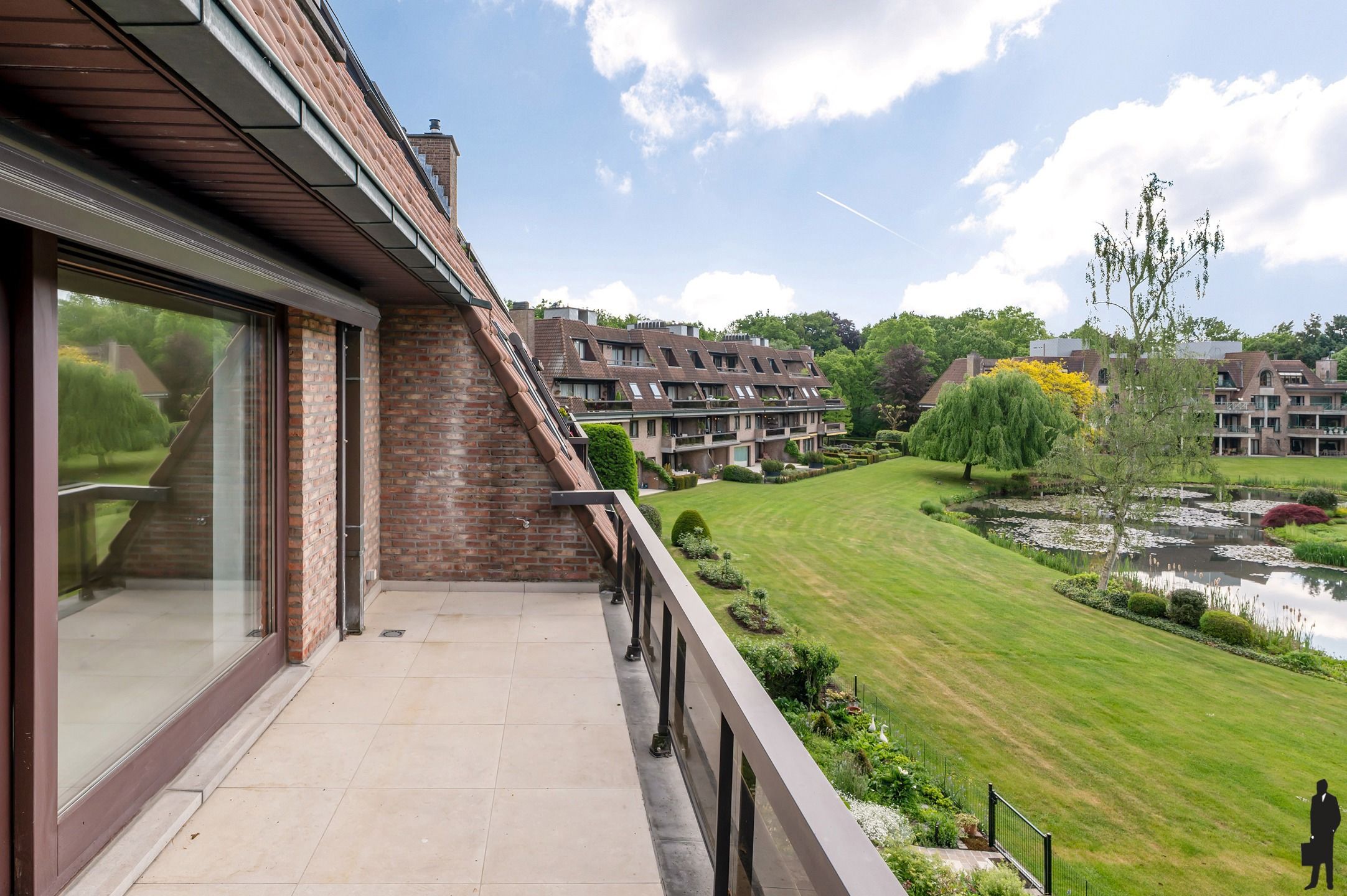Mooi ruim appartement (ca. 162m²) in domein 'De List' residentie Conti met o.a. 2 slaapkamers, 2 badkamers, inclusief ondergrondse parkeerplaats.  foto 15