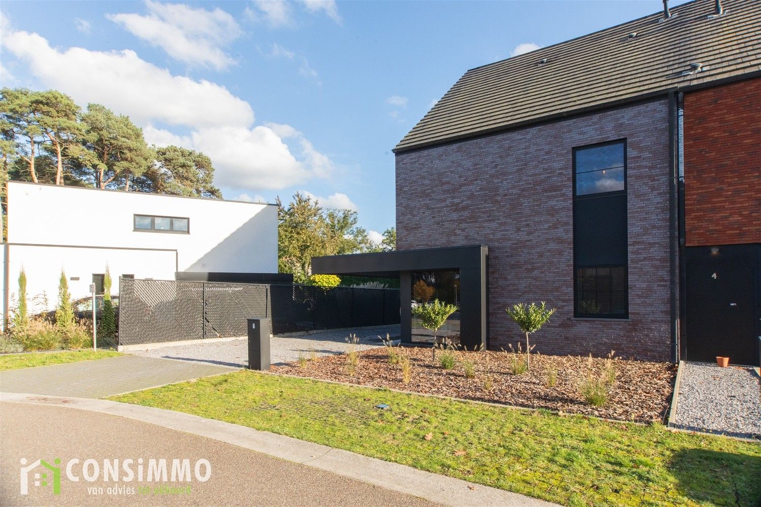 Instapklaar nieuwbouwwoning met 4 slaapkamers in Genk! foto 2