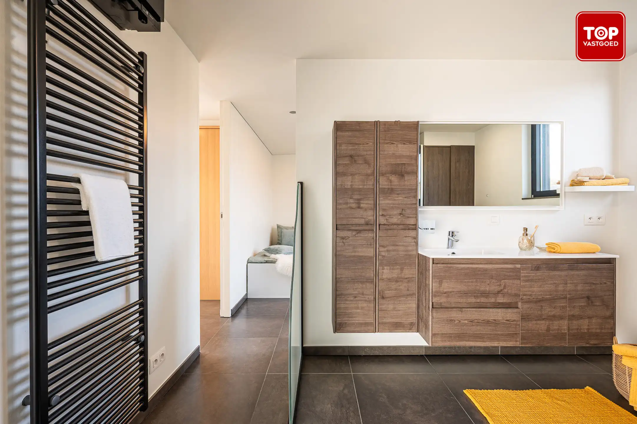 Energiezuinige en lichtrijke penthouse met 3 terrassen en prachtig uitzicht foto 16