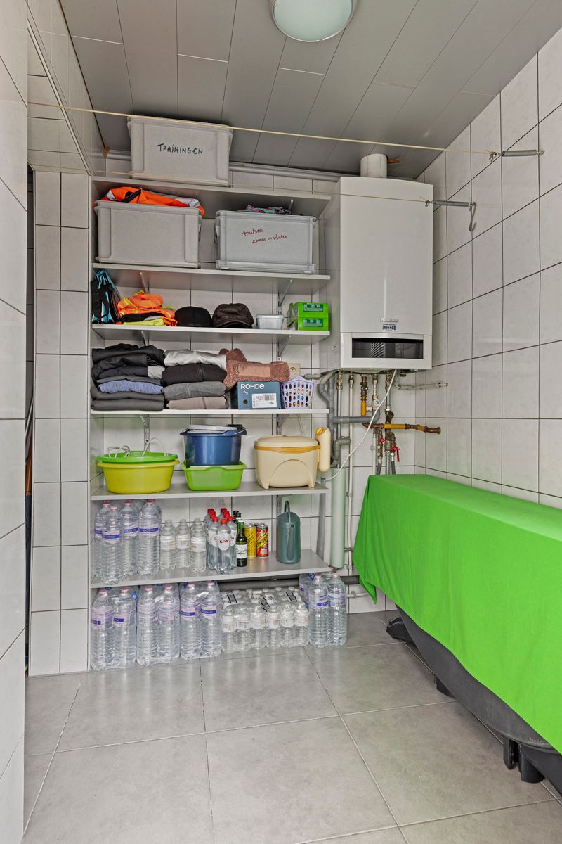 Instapklare centrumwoning met garage en autostaanplaats.  foto 15