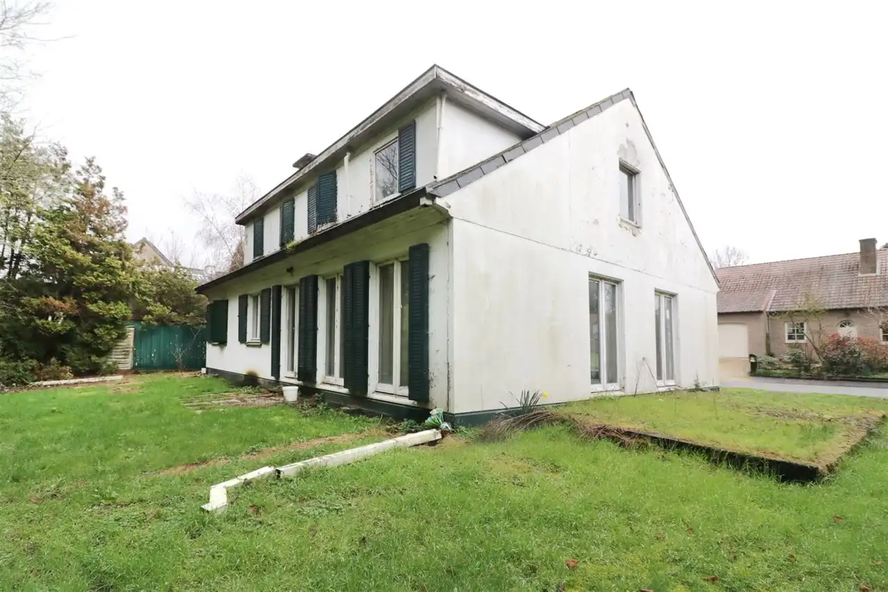 karaktervol, geliefde ligging, 6 slpk, te renoveren foto 33