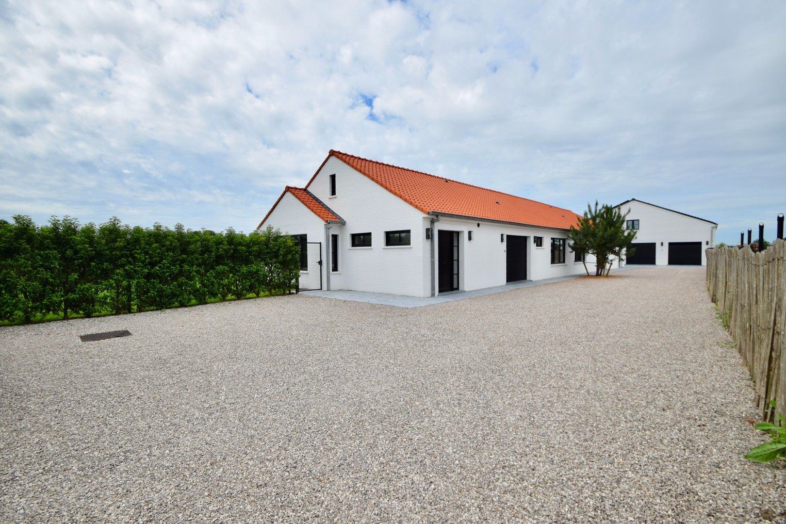 Alleenstaande woning met zonnige tuin gelegen in het Woonerf Witte Poldershof te Oostkerke. foto 27