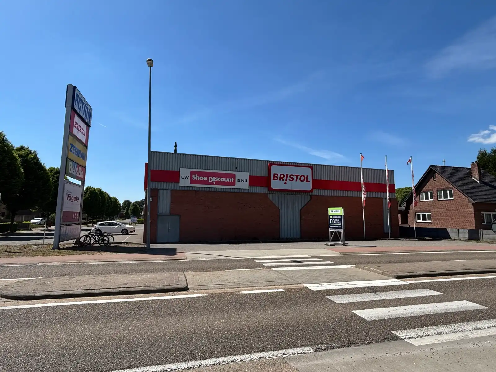 Commercieel pand te huur in Oudsbergen (ex-Bristol) foto 16