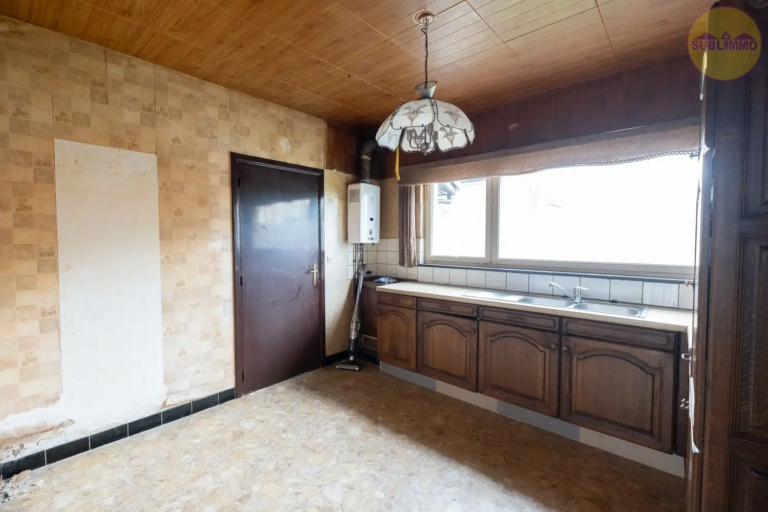 Rustig gelegen eengezinswoning met 3 slaapkamers op een perceel van 4a 71ca in het centrum van Meerhout foto 3