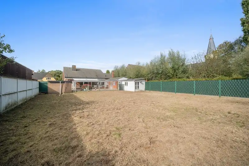 Te renoveren villa, ideaal geschikt voor bijberoep met veel ruimte en grote tuin in centrum Beveren opp 837 m² foto 25