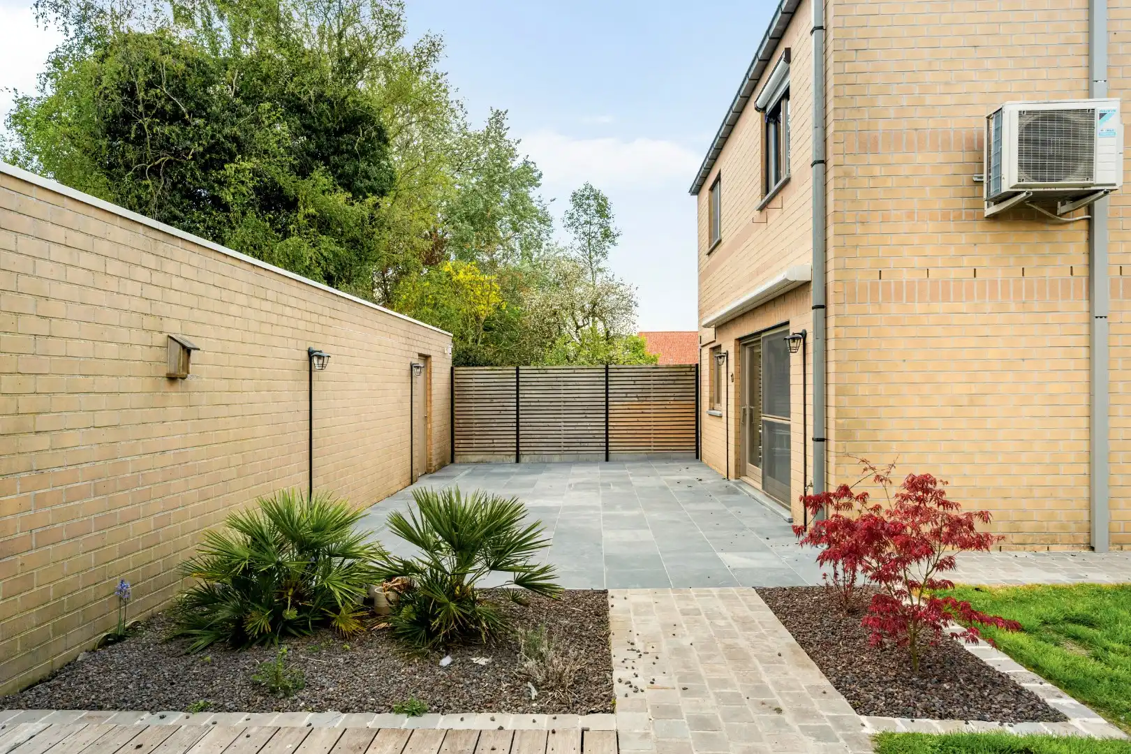 Vrijstaande woning met 3 slaapkamers, verzorgde tuin en garage in Ledegem foto 4