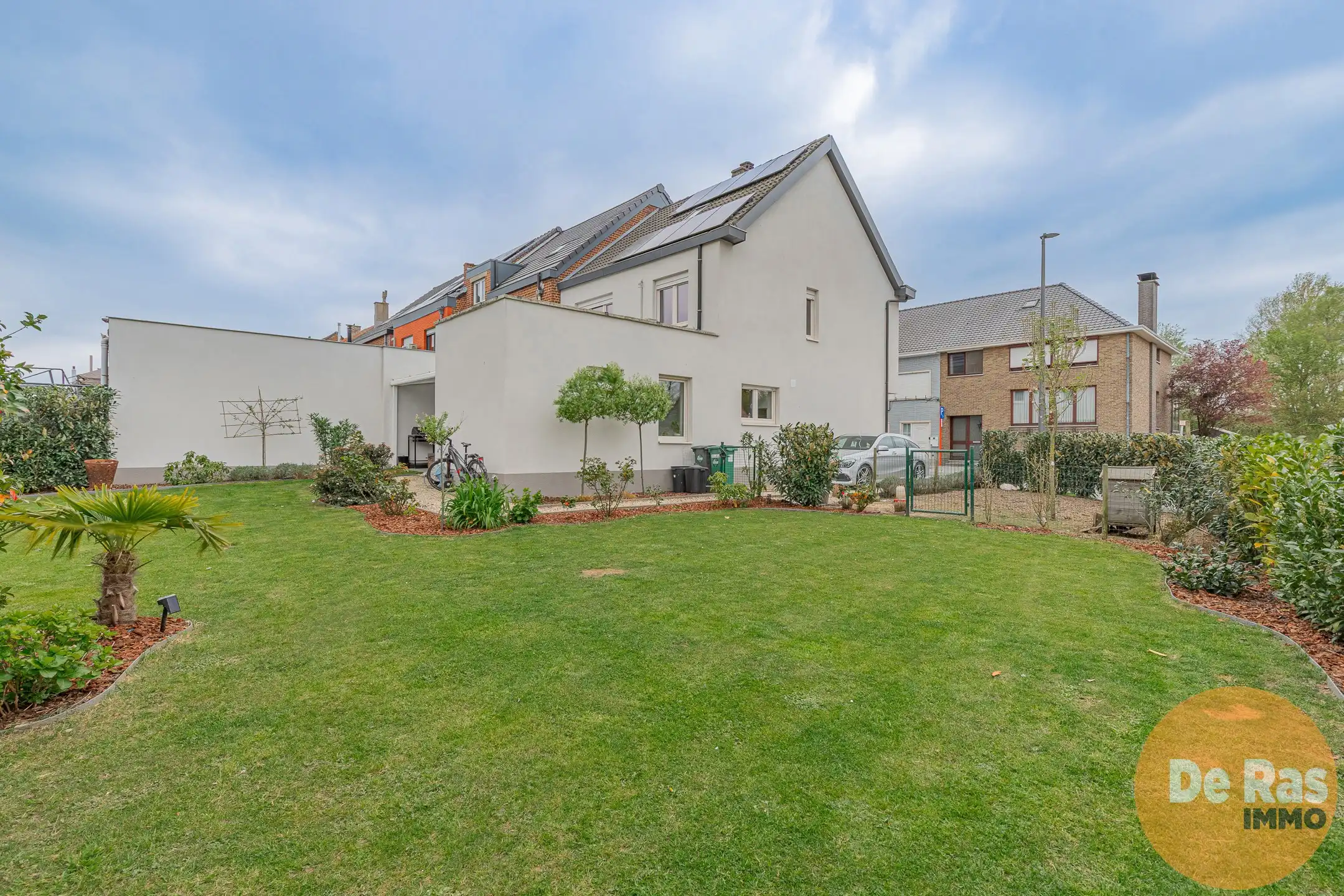 NINOVE-Volledig gerenoveerde HOB in doodlopende straat  foto 2