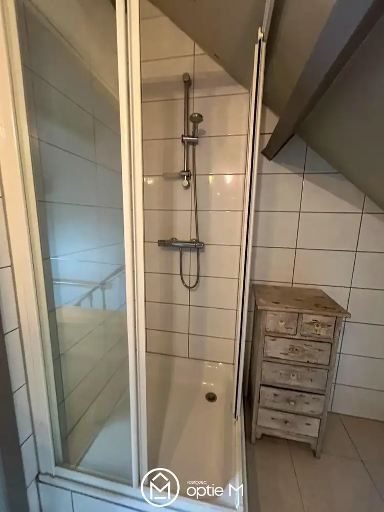 Bemeubelde duplex studio te huur in Hasselt – centrumligging met zicht op de Walputstraat foto 10