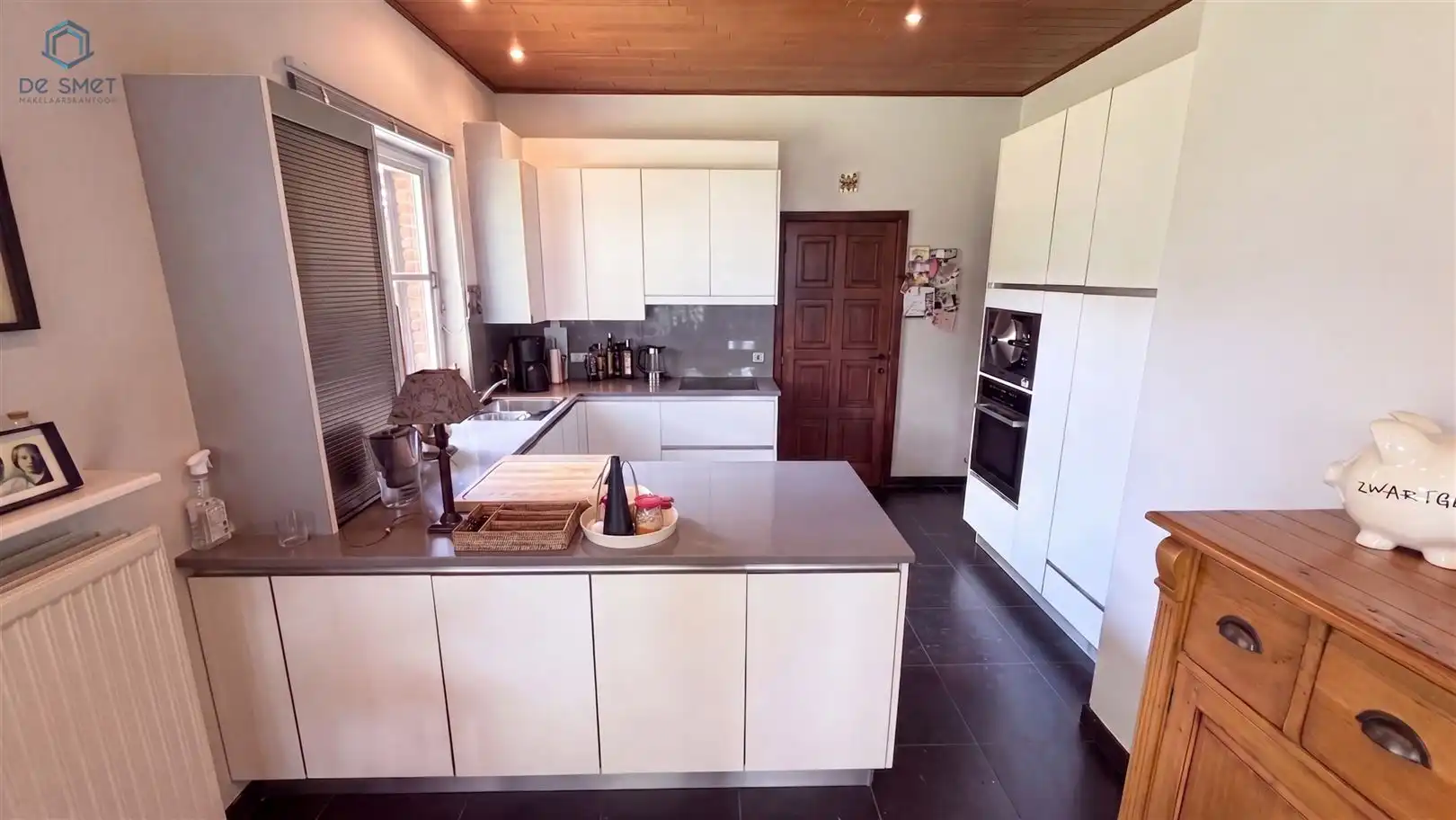 Instapklare villa met 4 slaapkamers, dubbele garage en adembenemend uitzicht in Deftinge foto 8