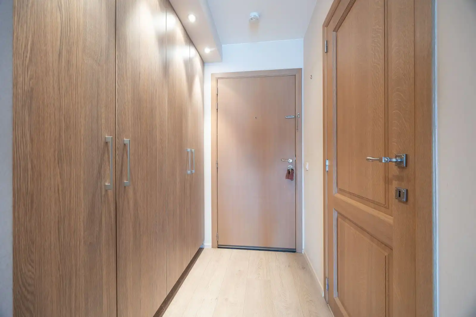 Subliem 2 slpk appartement met terras pal aan de jachthaven. foto 5