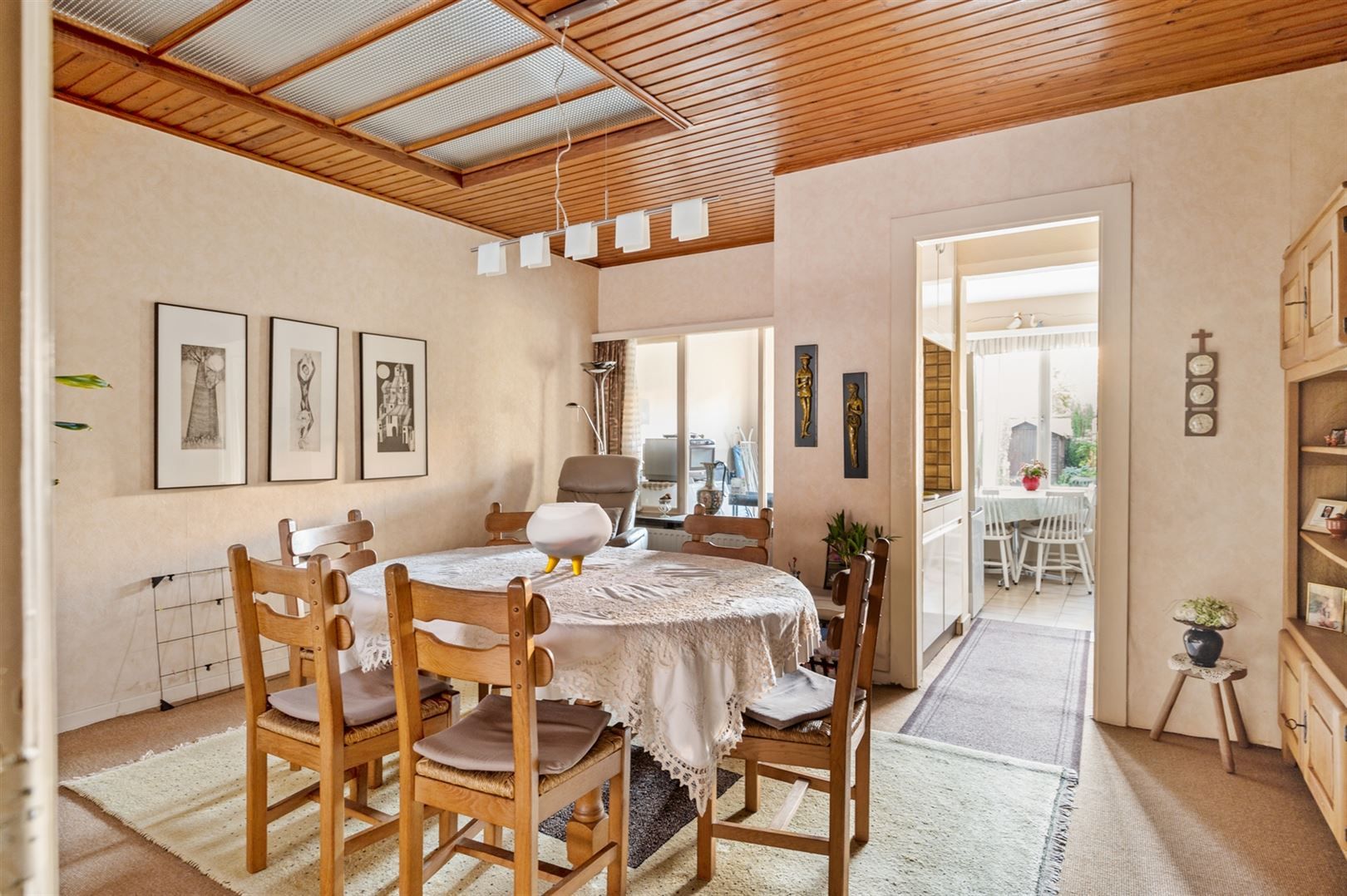 Te renoveren burgerwoning met 3 à 4 slaapkamers en tuin. foto 7