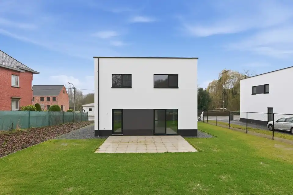KNAPPE NIEUWBOUWWONING IN MODERNE STIJL foto 37