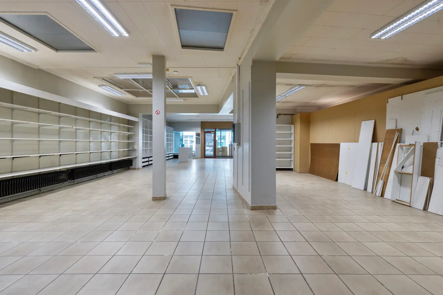 Handelspand met woonst ! foto 8