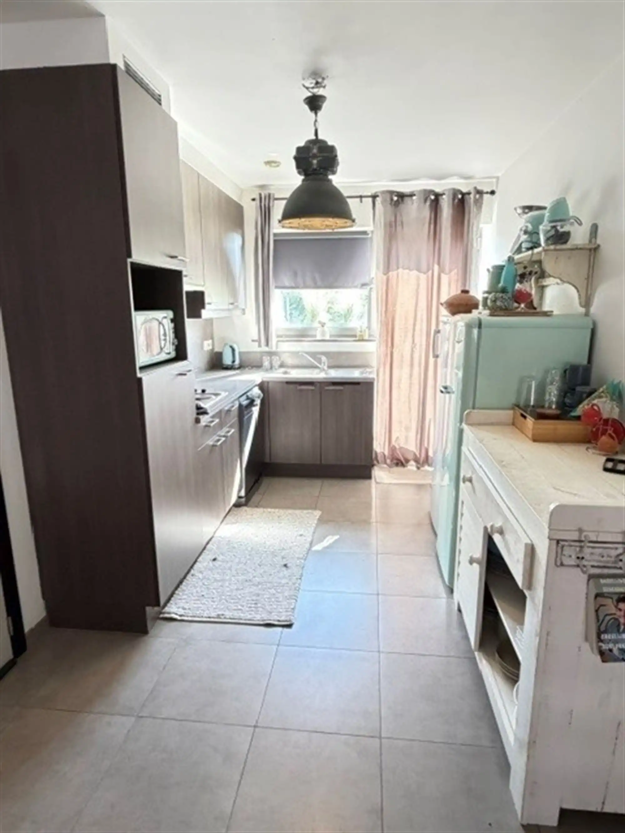 Instapklaar appartement met groot zonneterras foto 3