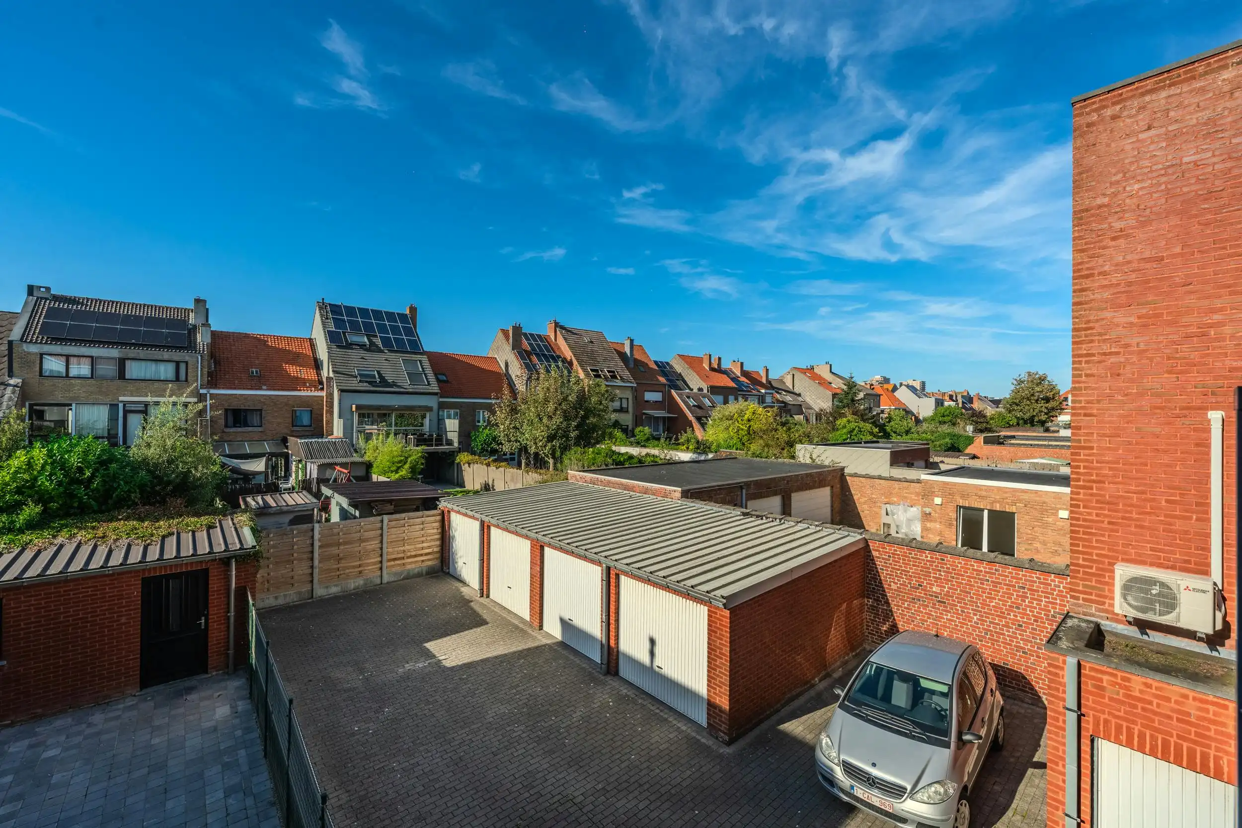 Instapklaar 2-slaapkamer appartement (85m²) te Oostende foto 16