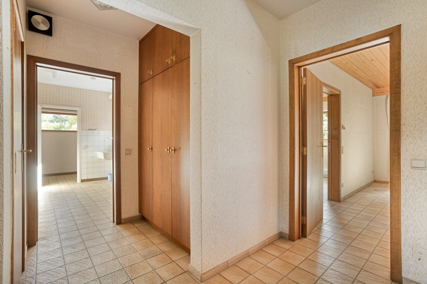 Ruime gezinswoning met grote tuin op perceel van 10a 29ca in Oud-Heverlee – bewoonbare opp. 226 m² foto 5