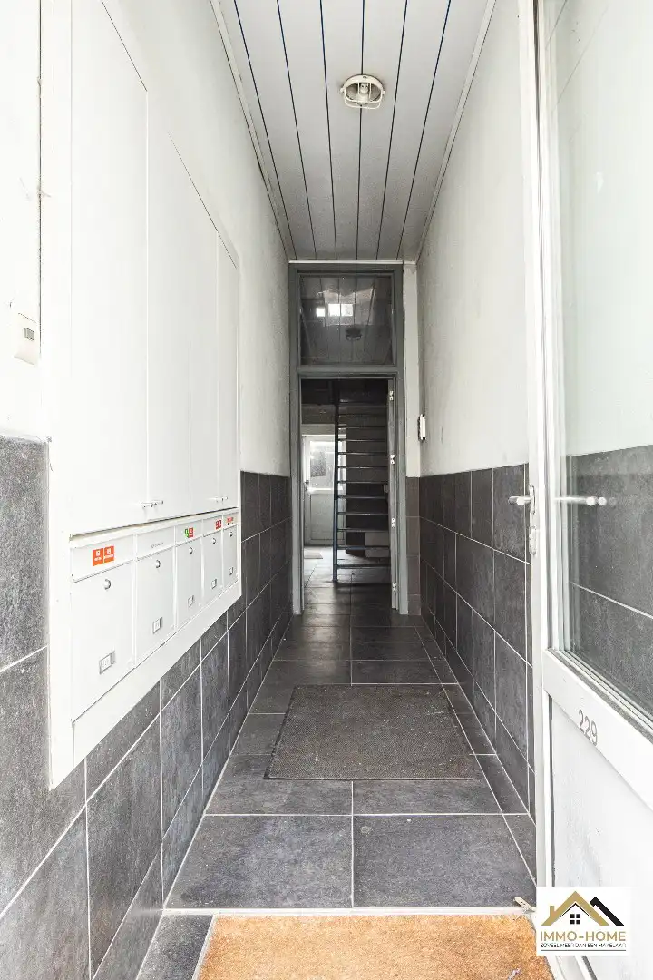 Opbrengsteigerndom met vijf appartementen foto 28