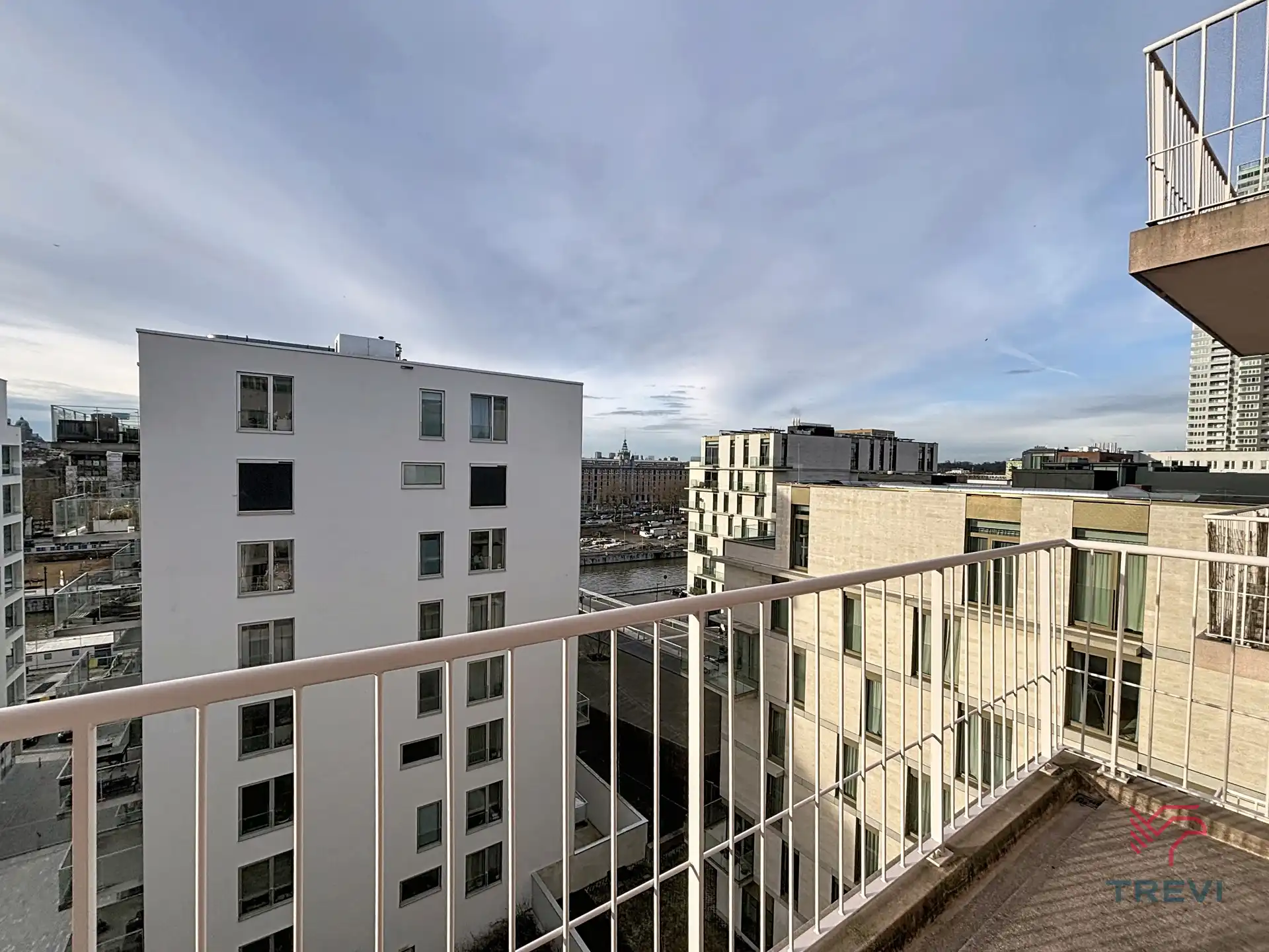 Studio met slaaphoek in Tour & Taxis foto 8