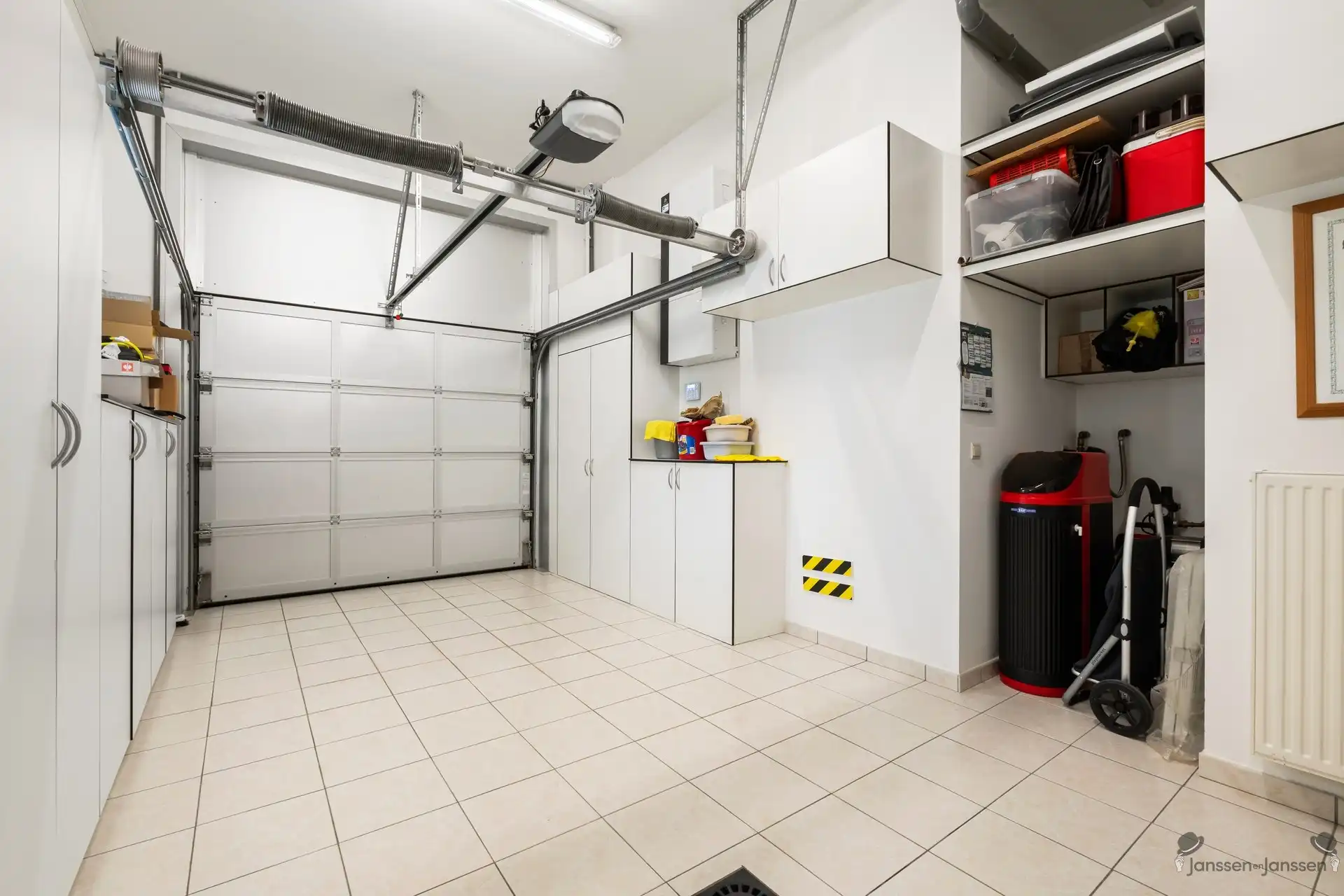 Ruime villa met 4 slaapkamers in Linden foto 22