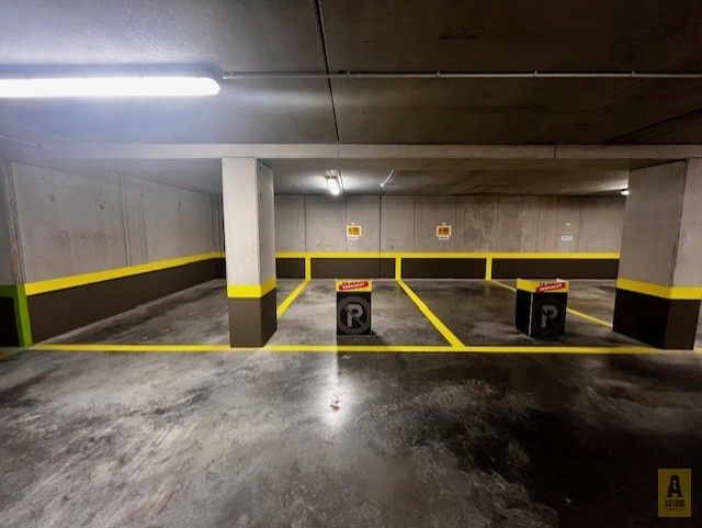 Meerdere ondergrondse parkeerplaatsen te huur in res Europe foto 4